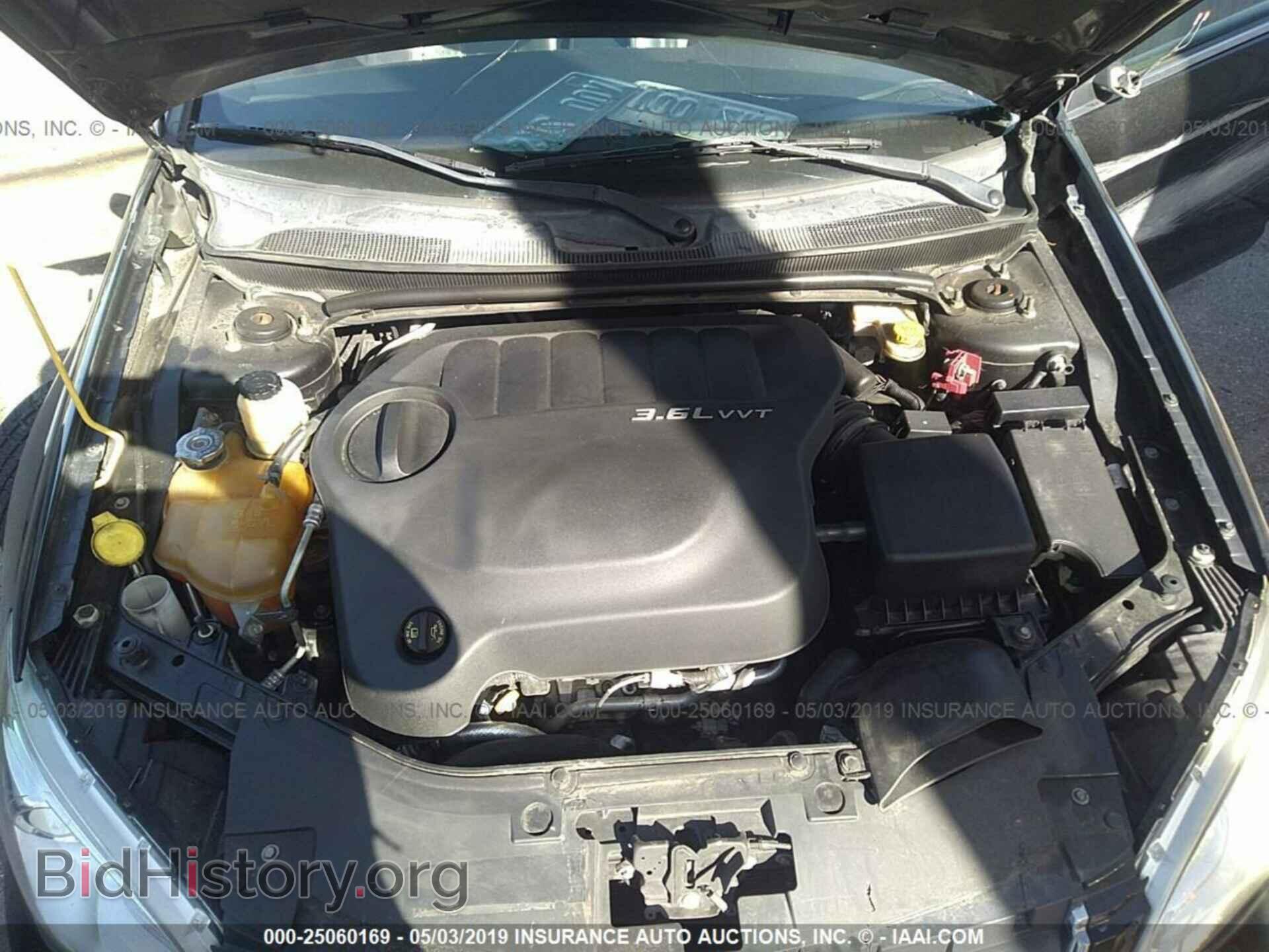 2011 CHRYSLER 200 - VIN: 1C3BC2FG3BN517545 - Фото 10