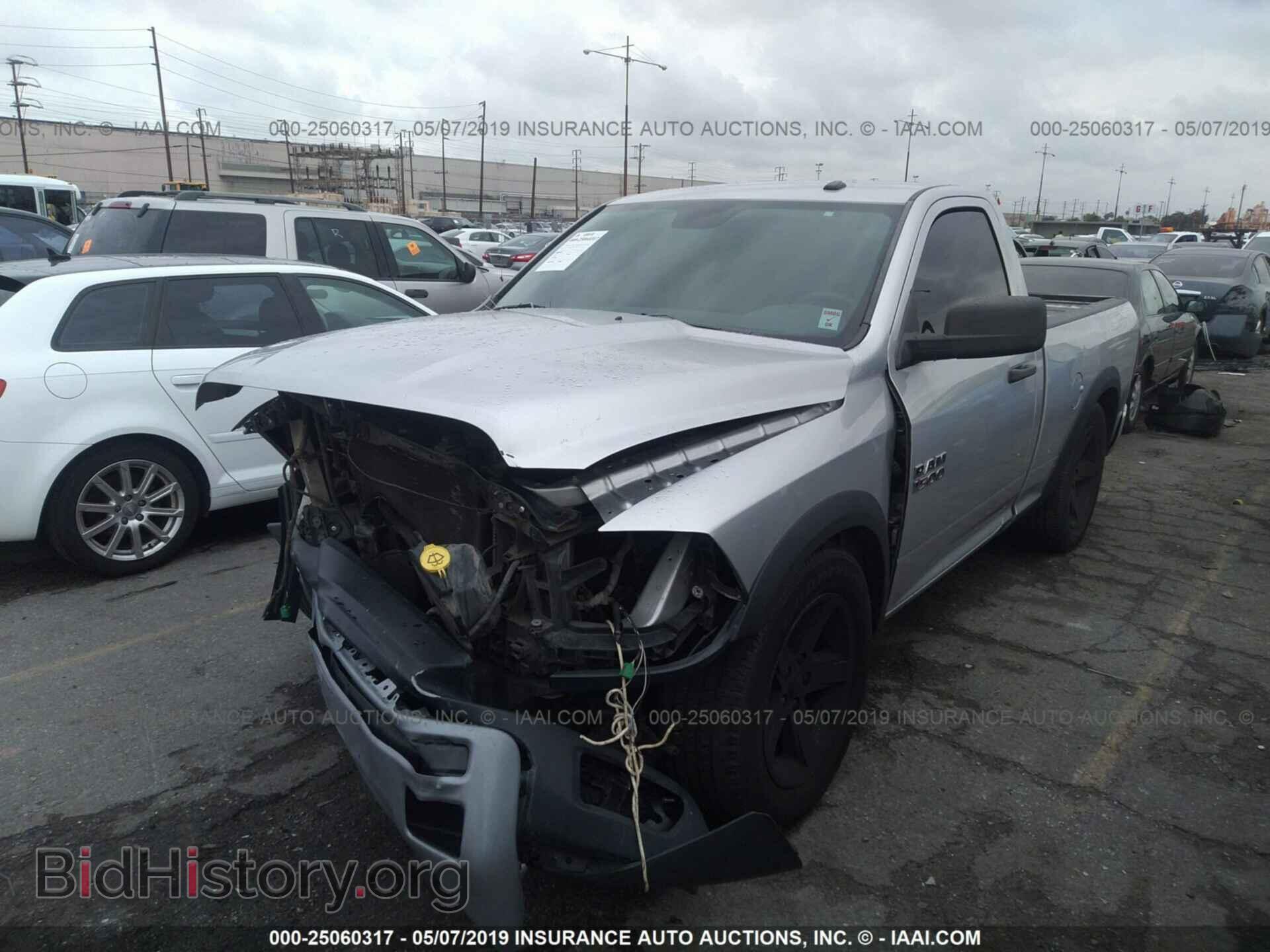 2013 RAM 1500 - VIN: 3C6JR6AP4DG567104 - Фото 2