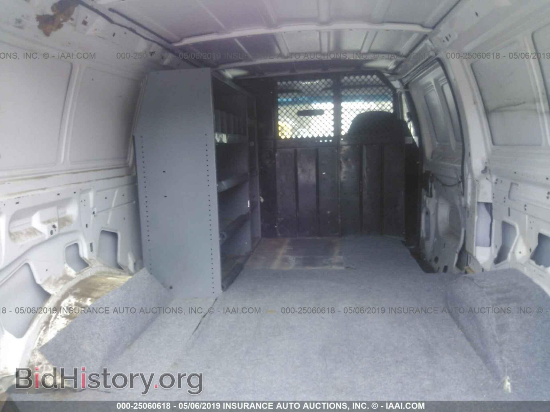 2000 FORD ECONOLINE - VIN: 1FTNE24L2YHB76407 - Photo 8