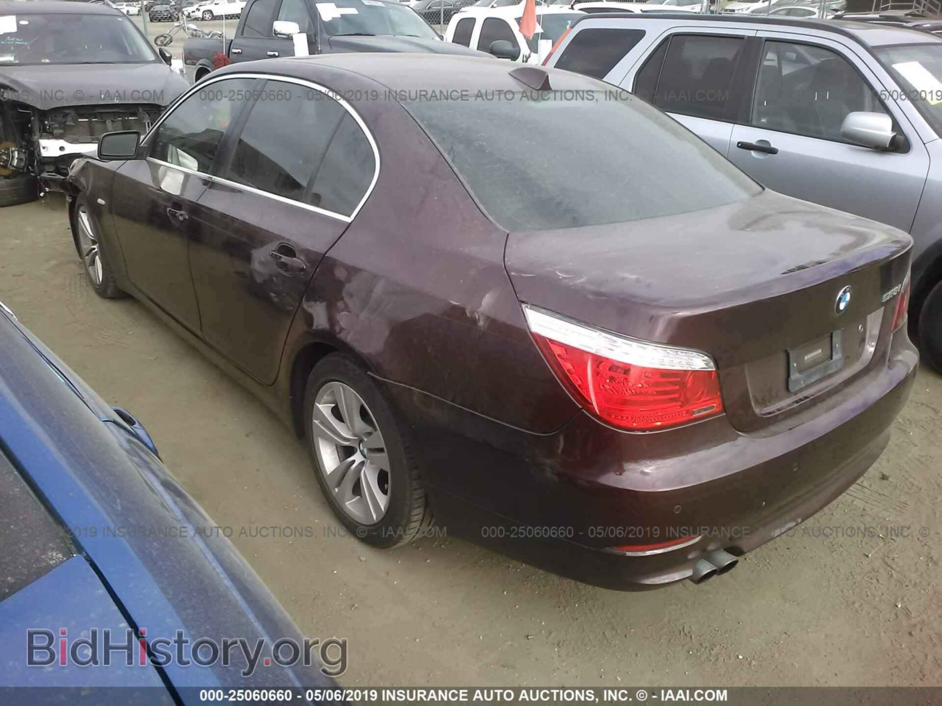 2010 BMW 528 - VIN: WBANU5C57AC127761 - Фото 3