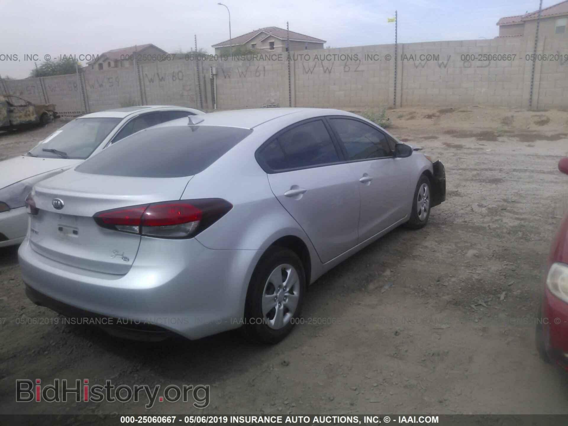 2017 KIA FORTE - VIN: 3KPFK4A78HE140338 - Фото 4