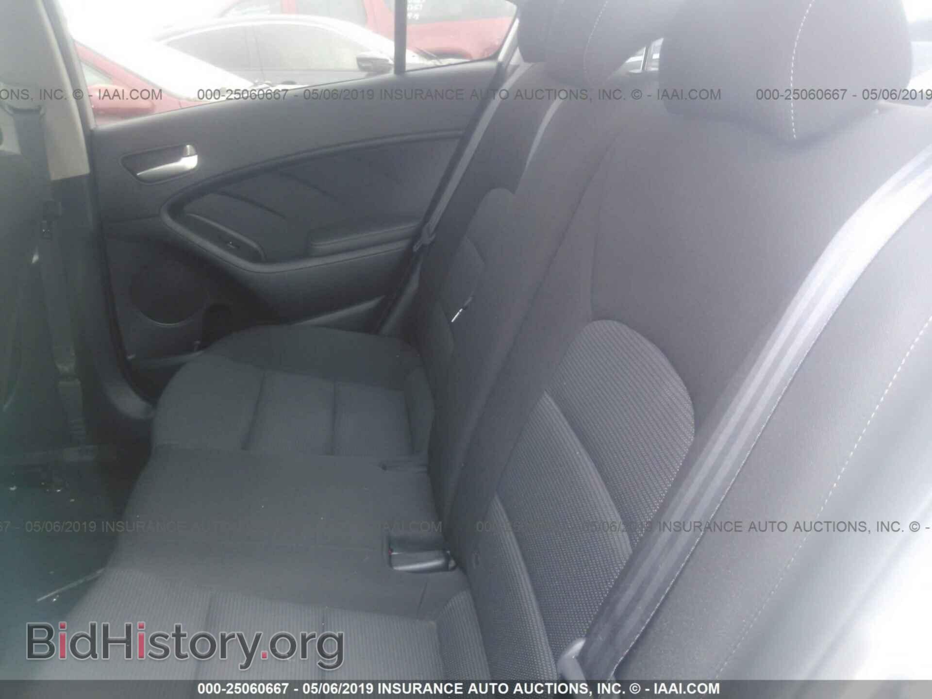 2017 KIA FORTE - VIN: 3KPFK4A78HE140338 - Фото 8