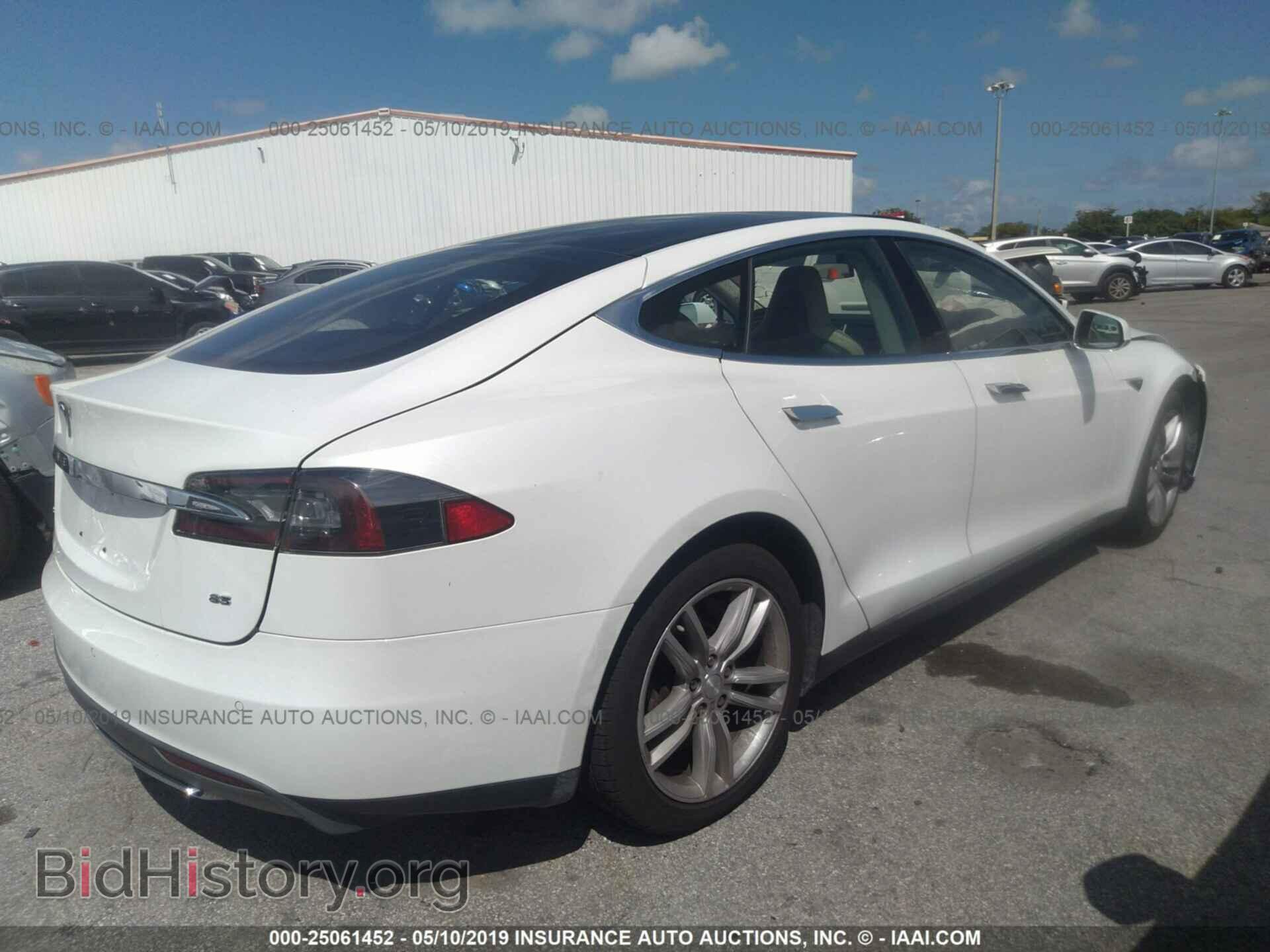 2013 TESLA MODEL S - VIN: 5YJSA1CN6DFP24964 - Photo 4
