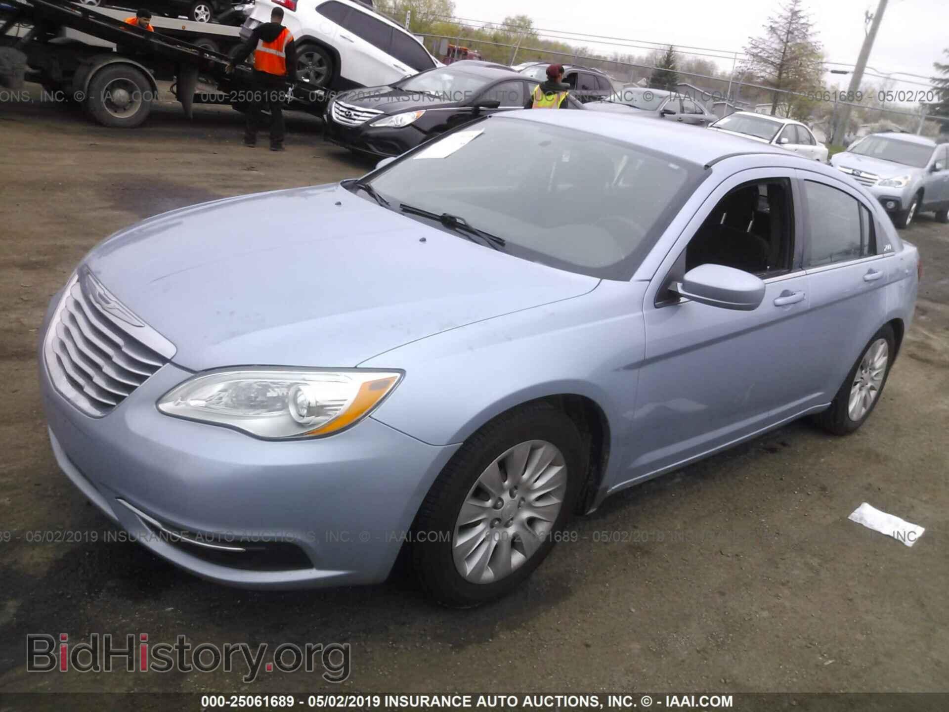 2014 CHRYSLER 200 - VIN: 1C3CCBAB9EN213480 - Фото 2