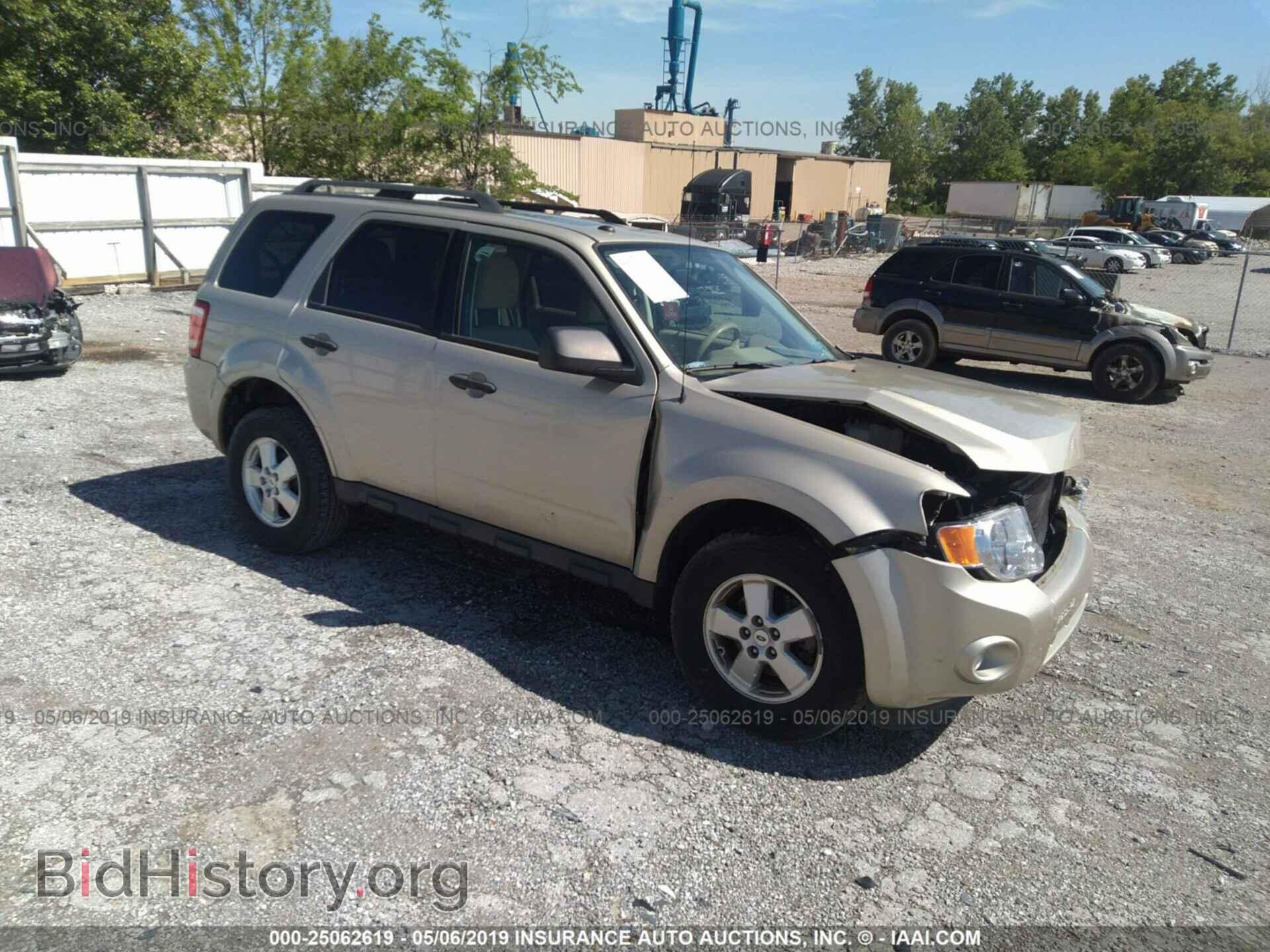 Фотография 1FMCU0D7XCKC63013 - FORD ESCAPE 2012