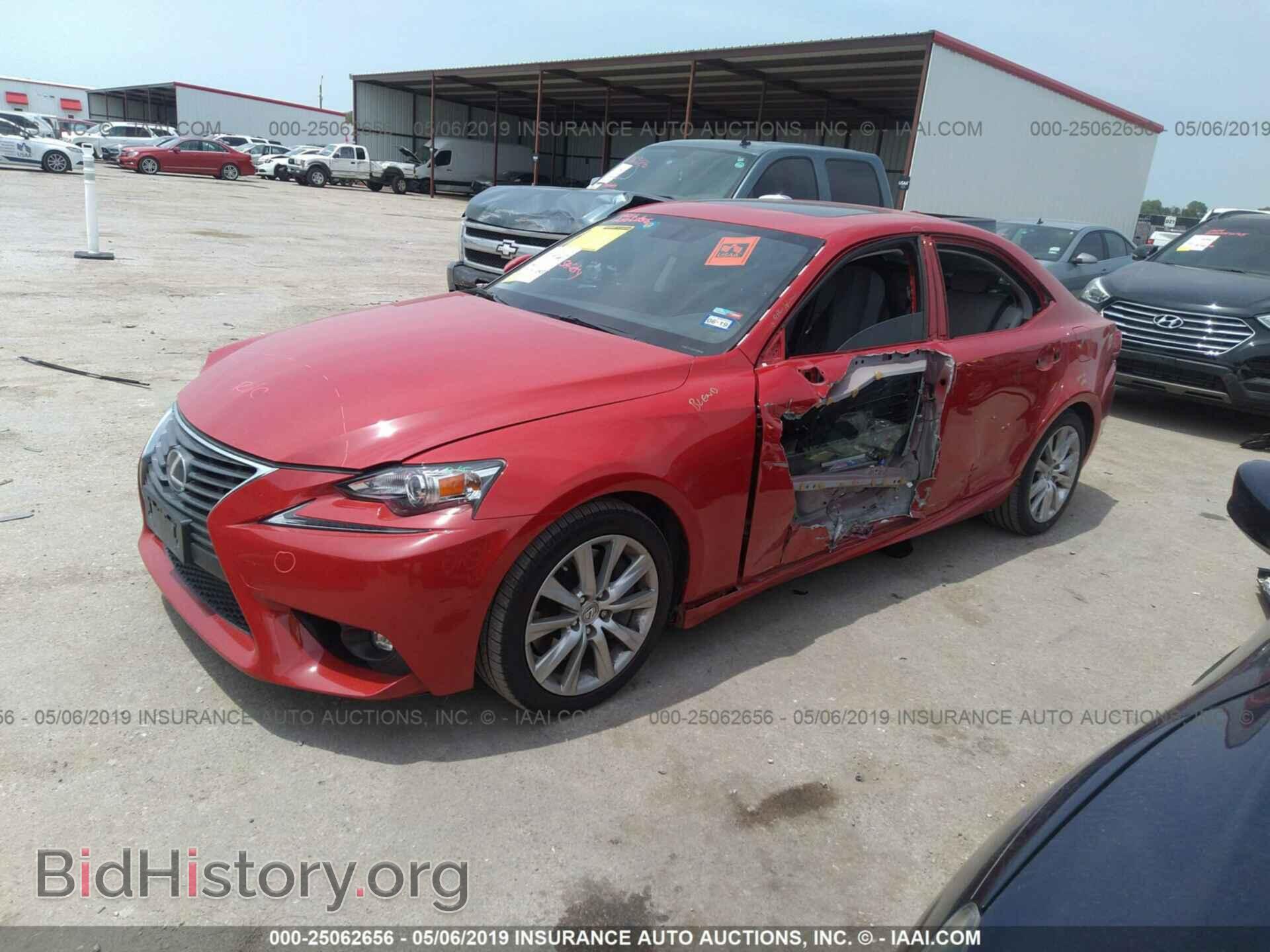 2016 LEXUS IS - VIN: JTHBA1D21G5028490 - Фото 2