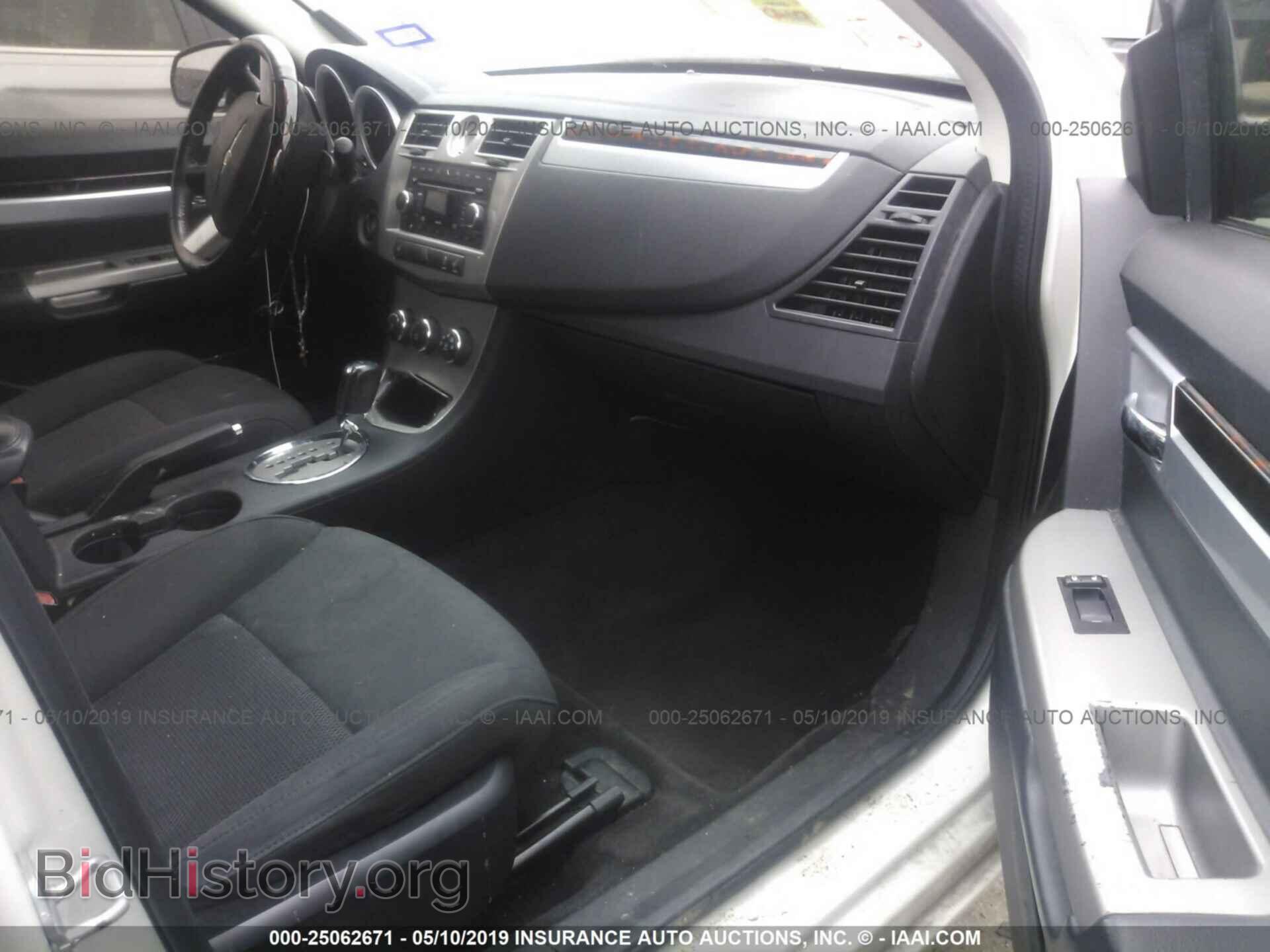 2010 CHRYSLER SEBRING - VIN: 1C3CC5FB1AN205426 - Фото 5
