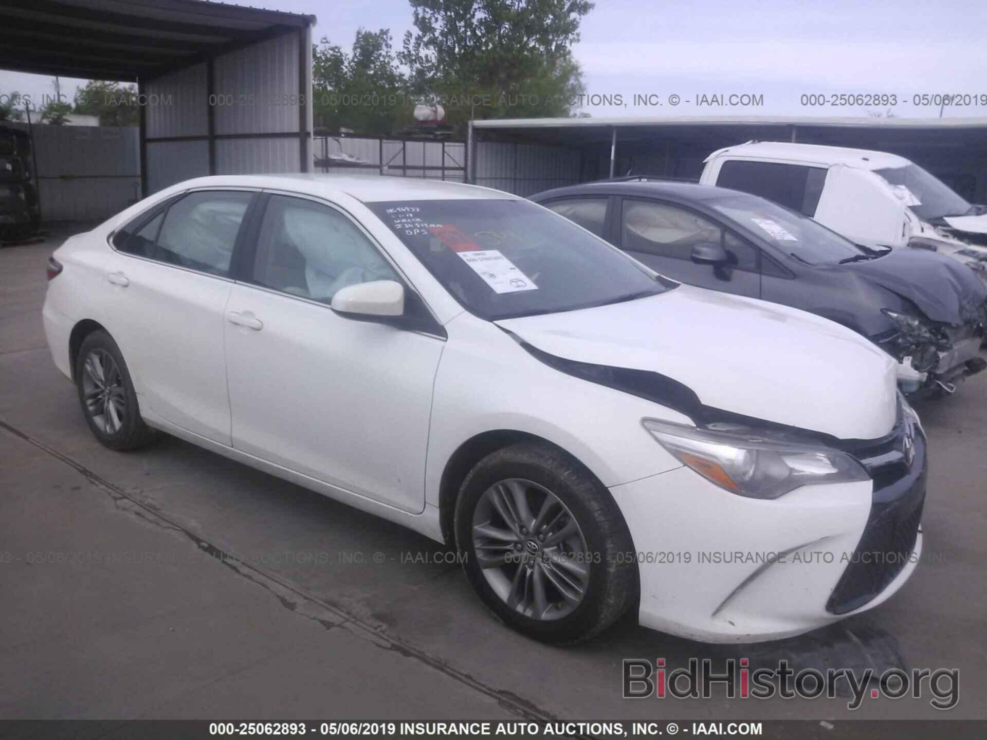 Photo 4T1BF1FK1FU946384 - TOYOTA CAMRY 2015