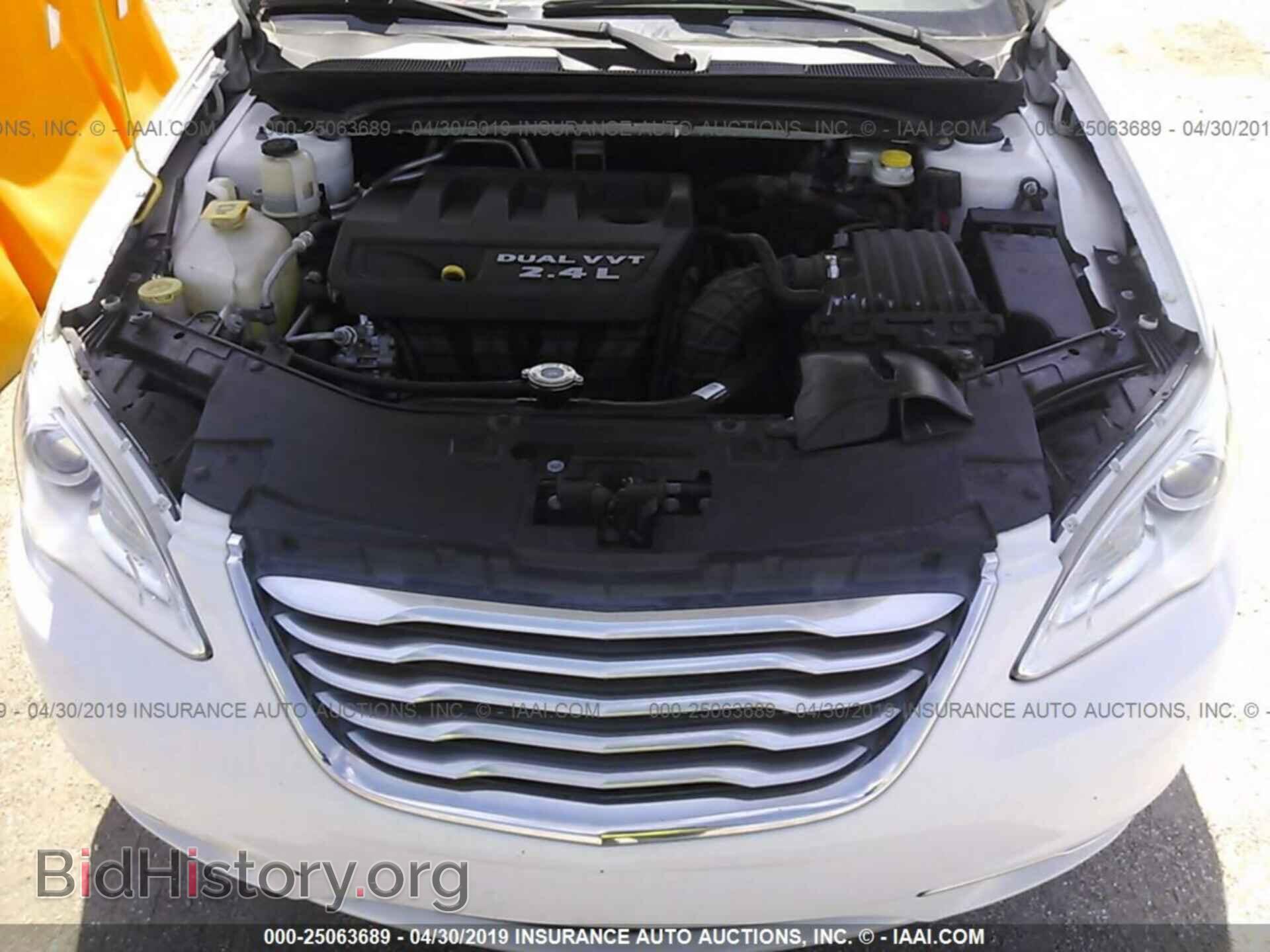 2013 CHRYSLER 200 - VIN: 1C3BCBEB2DN526794 - Фото 10