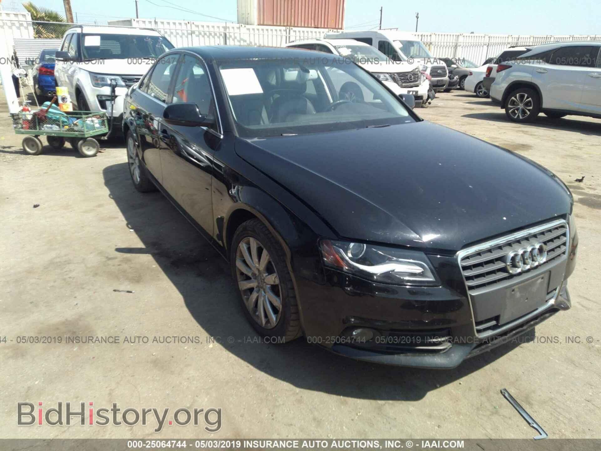 Photo WAUEFAFL7BN046827 - AUDI A4 2011