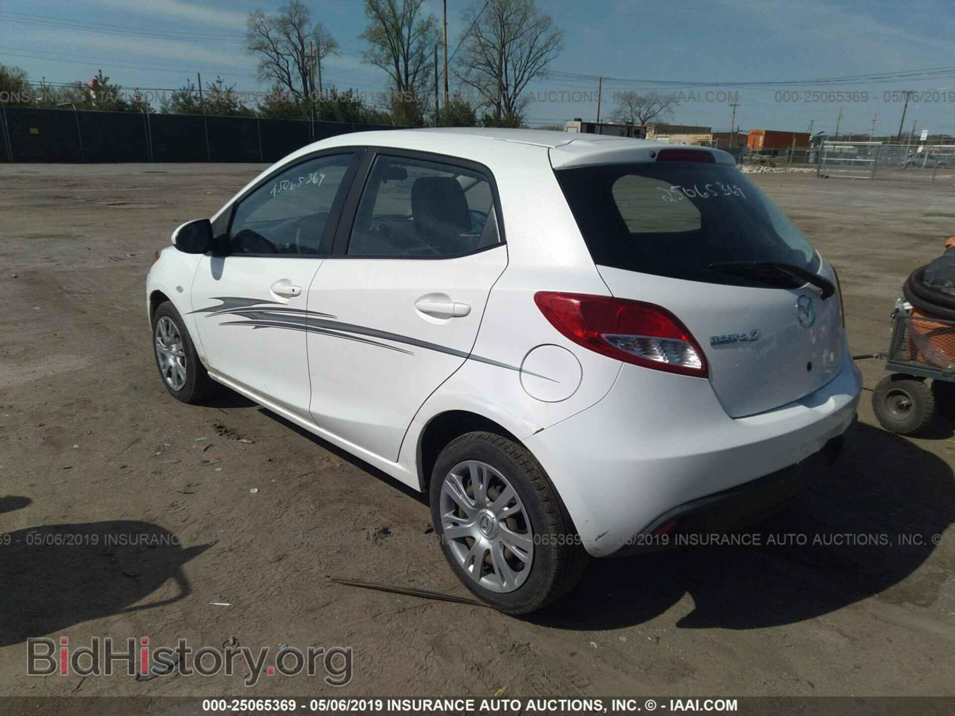 2014 MAZDA MAZDA2 - VIN: JM1DE1KY8E0177625 - Фото 3