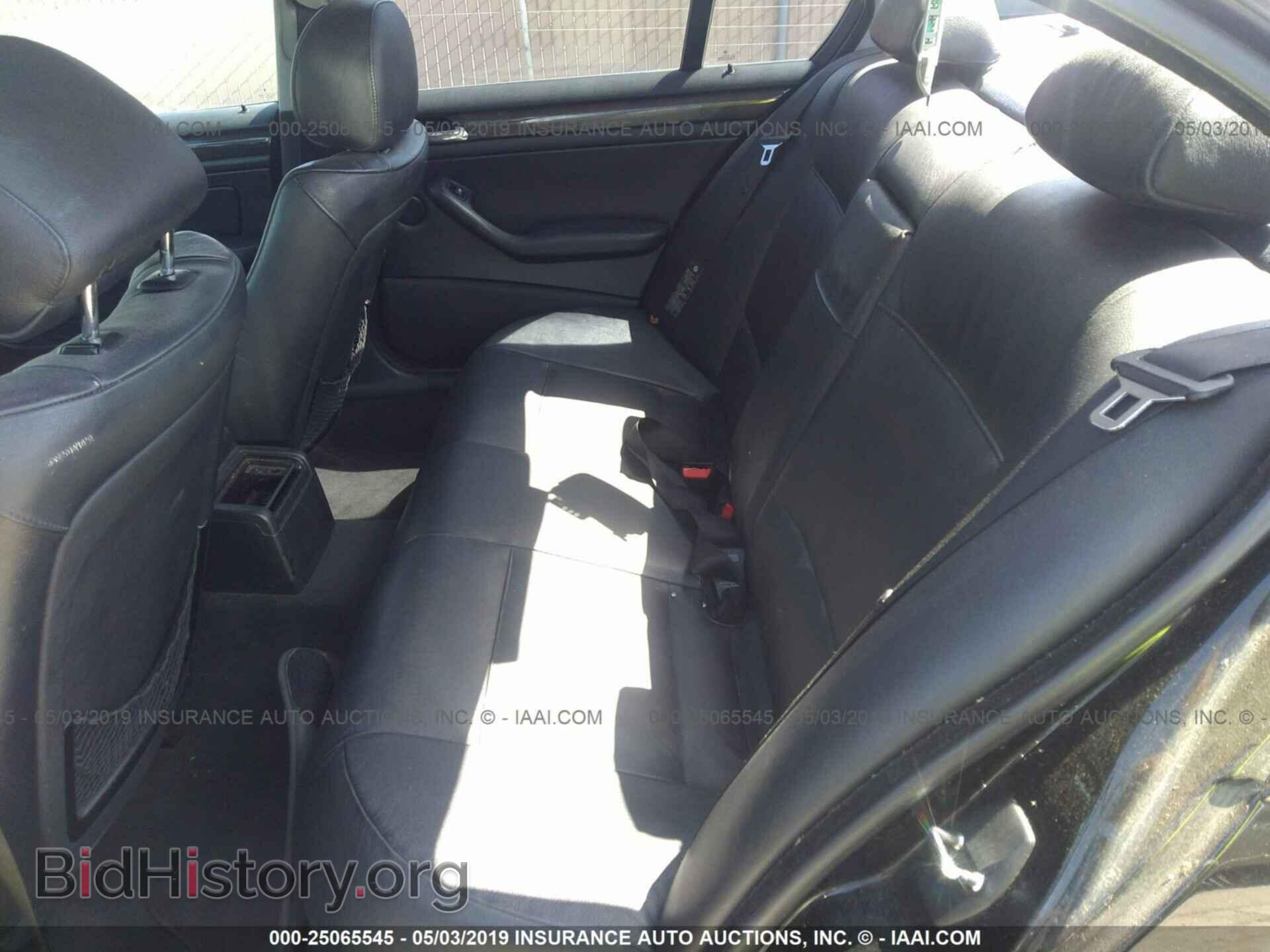2002 BMW 330 - VIN: WBAEV53402KM23149 - Фото 8
