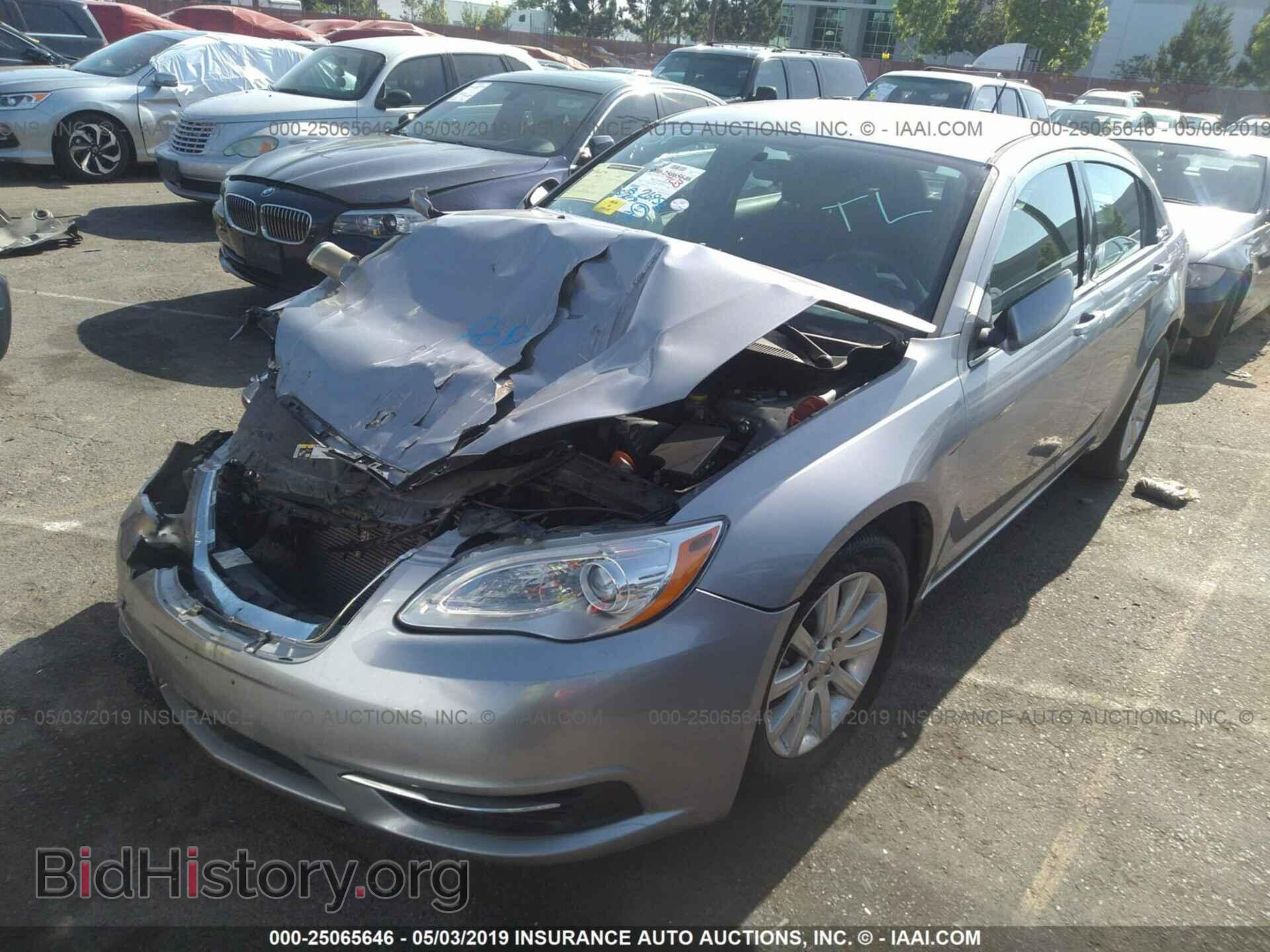 2014 CHRYSLER 200 - VIN: 1C3CCBBB8EN107763 - Фото 2