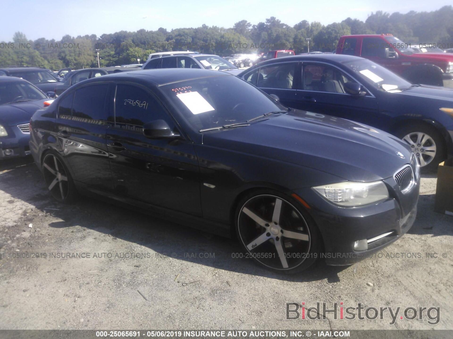 Photo WBAPM5C52BE575890 - BMW 335 2011