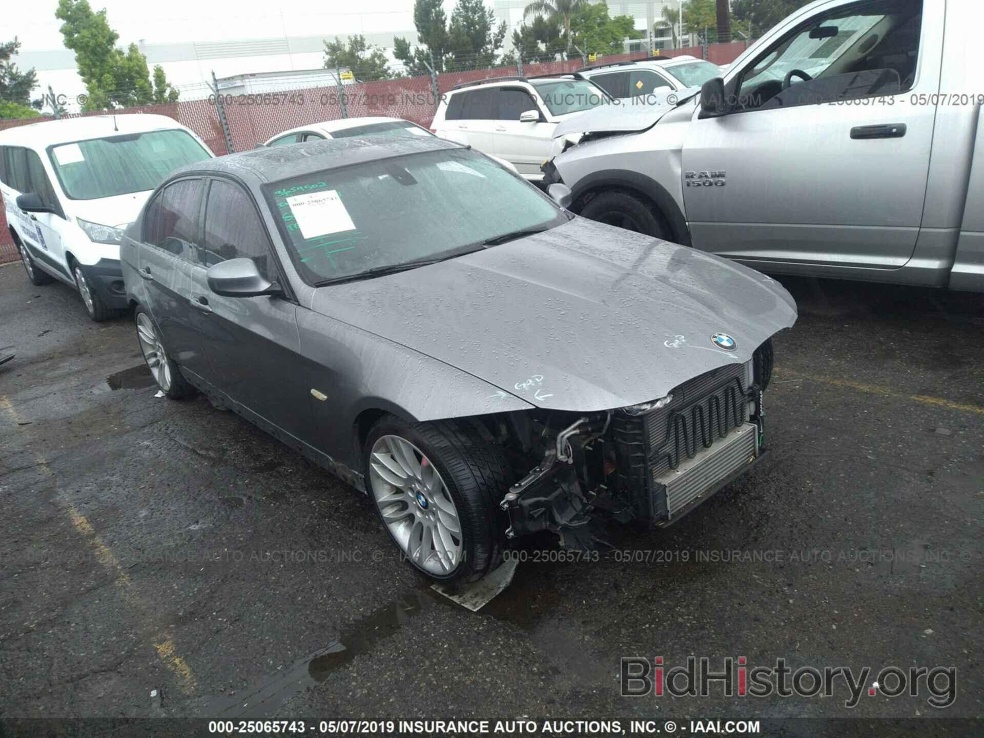 Photo WBAPN7C58BF184570 - BMW 335 2011