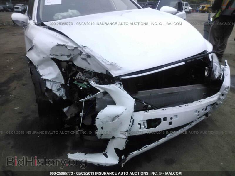 2013 Lexus LS (VIN JTHCL5EF4D5015994) — фото 6 из 10