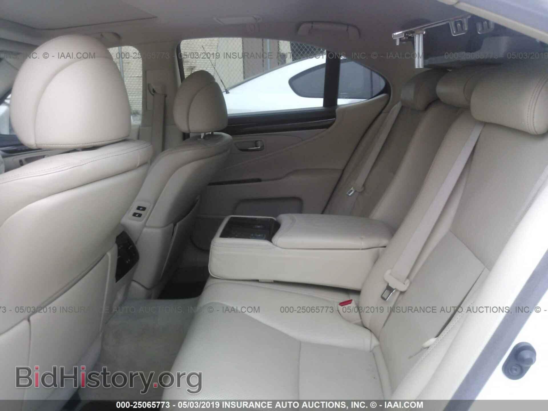 2013 LEXUS LS - VIN: JTHCL5EF4D5015994 - Photo 8