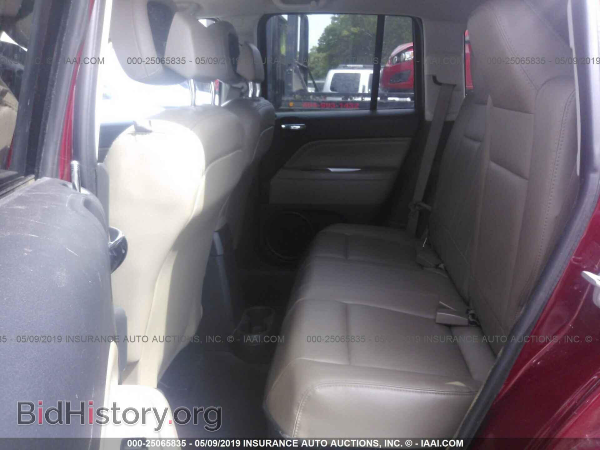 2014 JEEP COMPASS - VIN: 1C4NJCEA0ED679418 - Photo 8