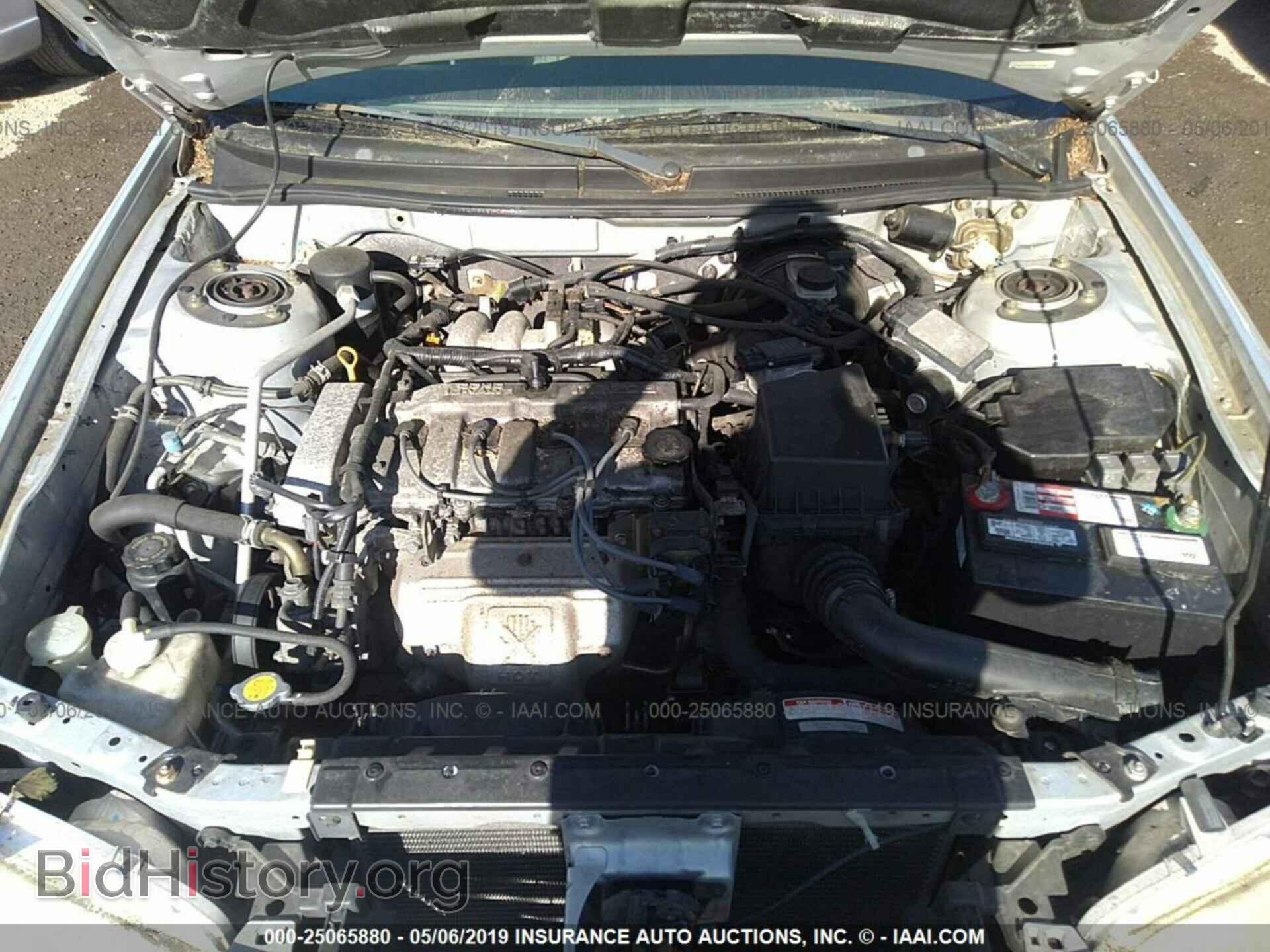 2000 MAZDA 626 - VIN: 1YVGF22C0Y5146925 - Фото 10