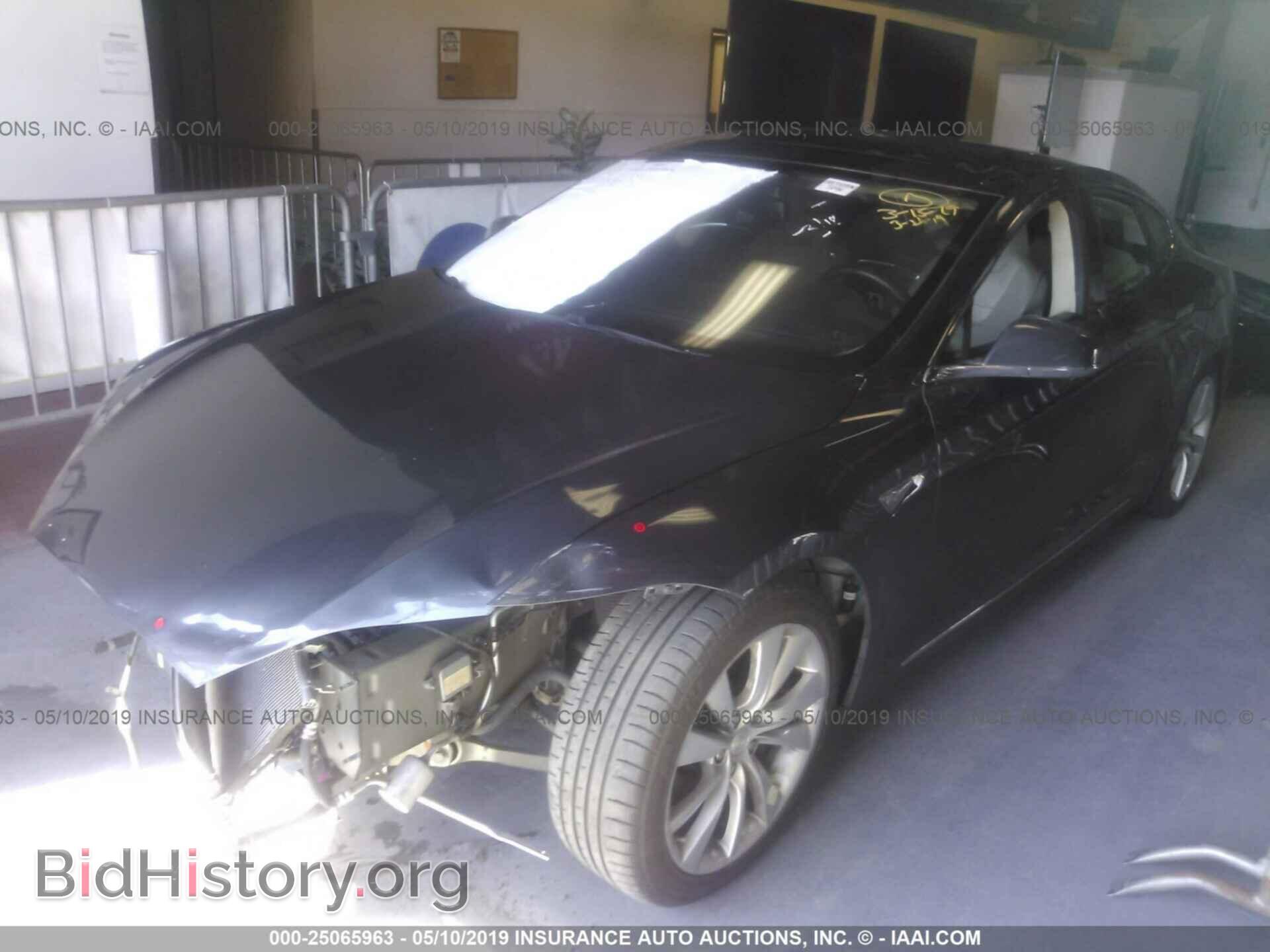 2015 TESLA MODEL S - VIN: 5YJSA1S26FF082773 - Фото 2