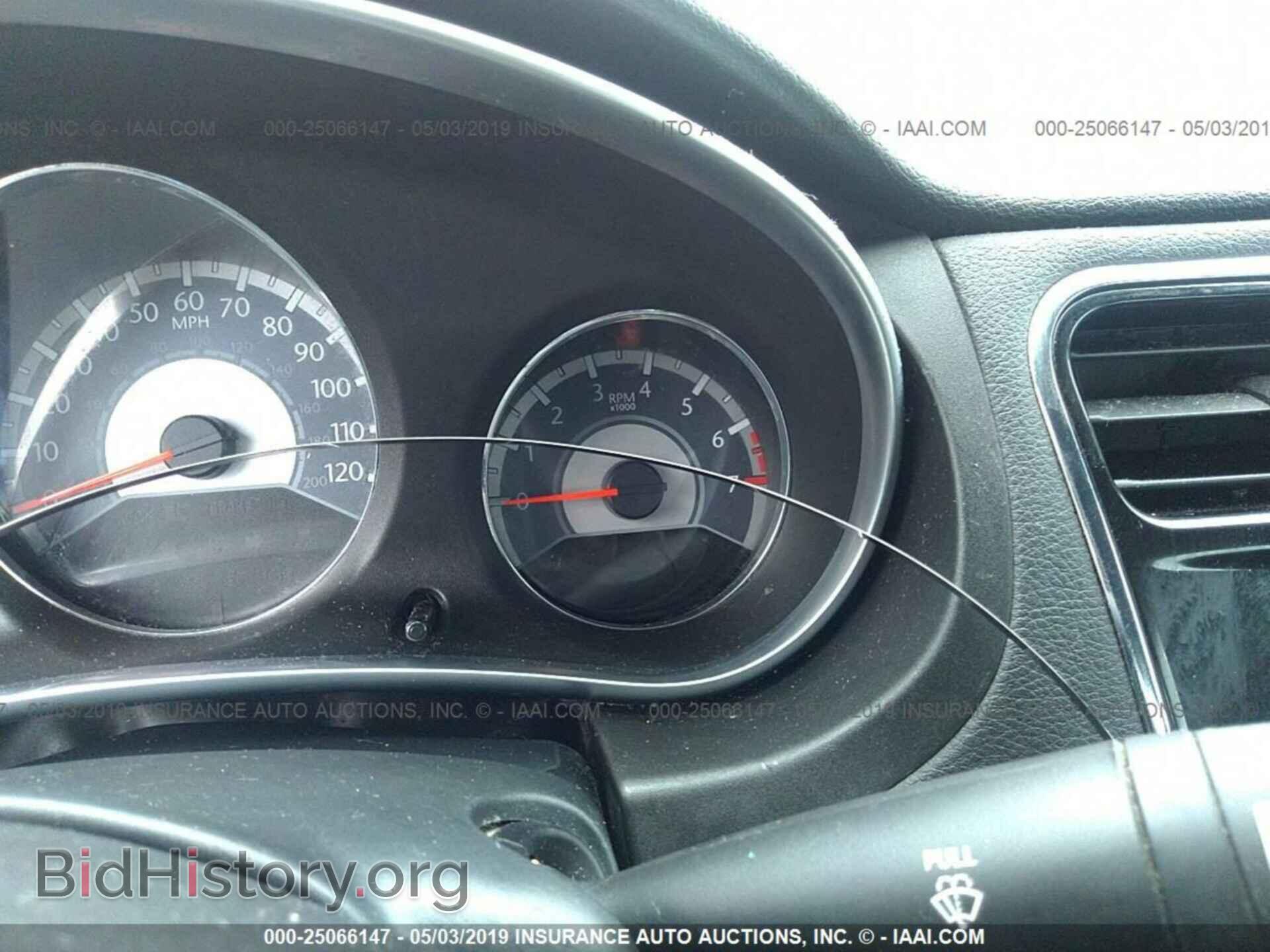 2011 CHRYSLER 200 - VIN: 1C3BC4FB1BN535428 - Photo 7