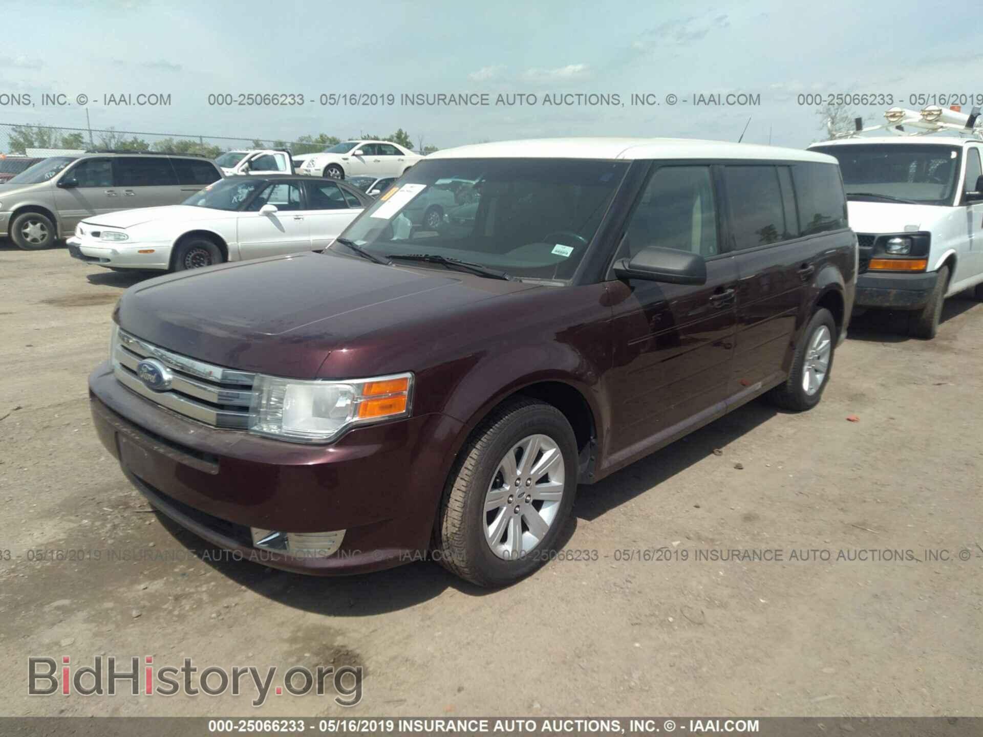 2011 FORD FLEX - VIN: 2FMGK5BC2BBD24867 - Photo 2
