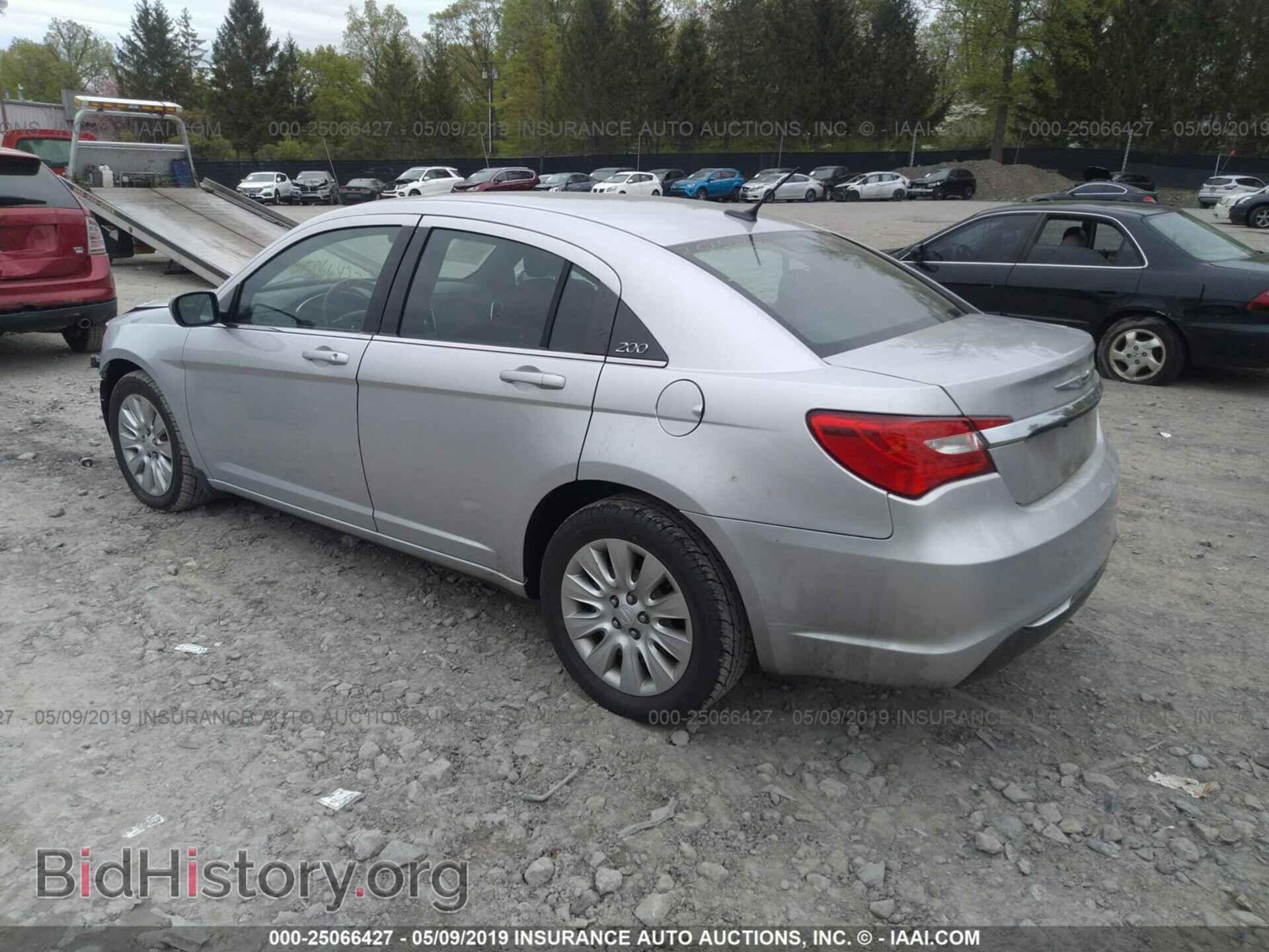 2012 CHRYSLER 200 - VIN: 1C3CCBAB2CN292231 - Фото 3