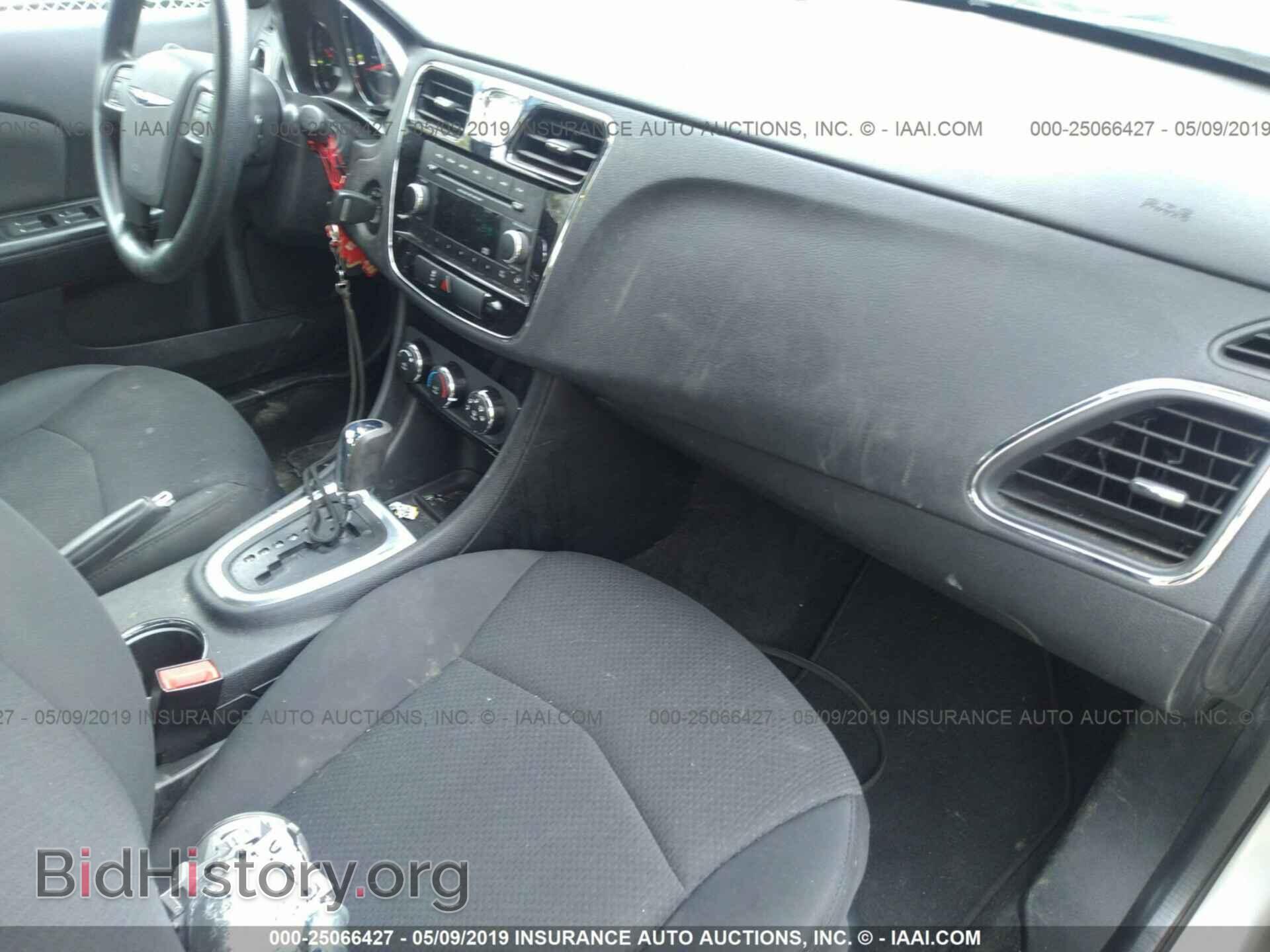 2012 CHRYSLER 200 - VIN: 1C3CCBAB2CN292231 - Фото 5