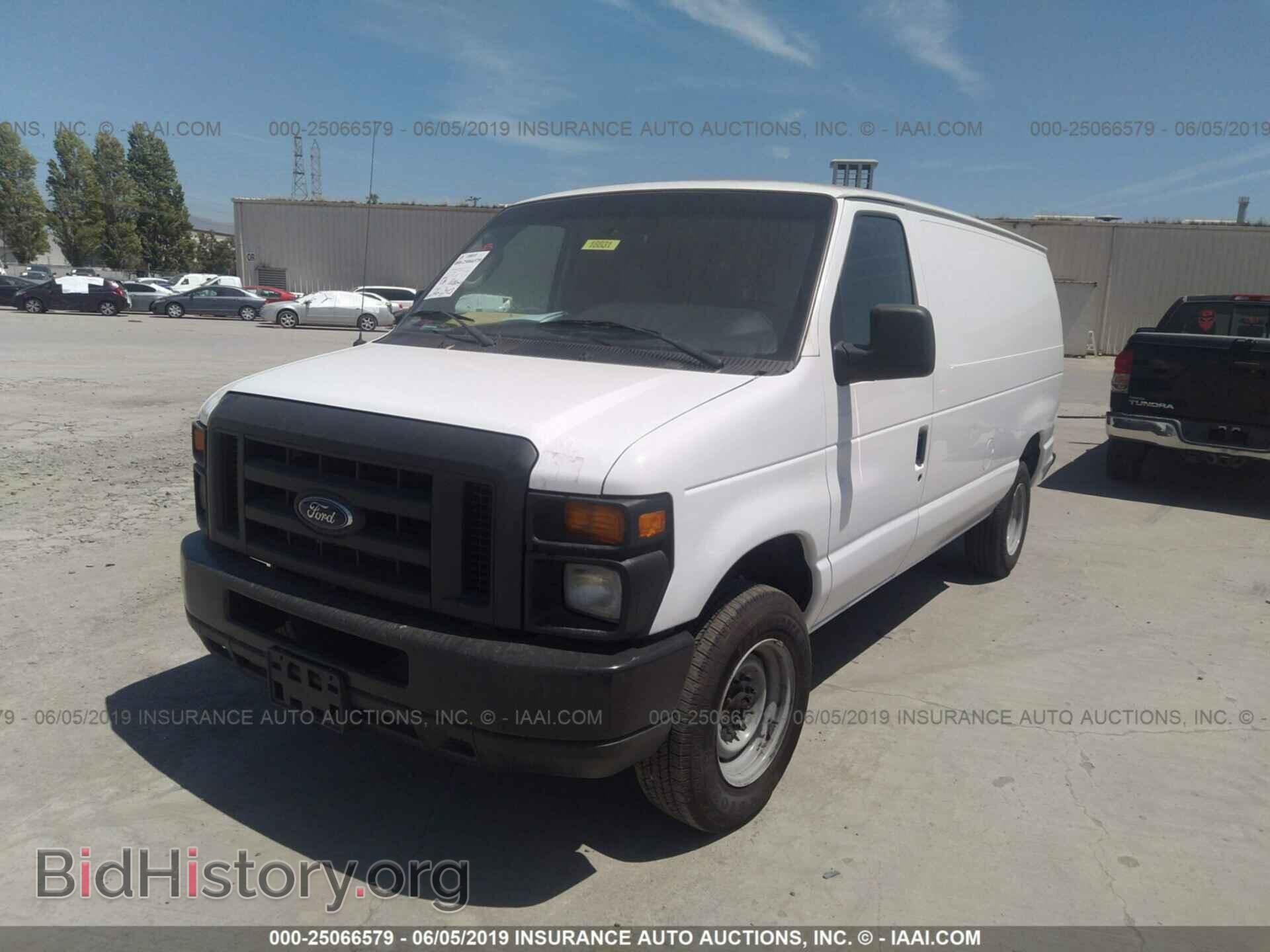 2010 FORD ECONOLINE - VIN: 1FTNE1EW2ADA02224 - Фото 2