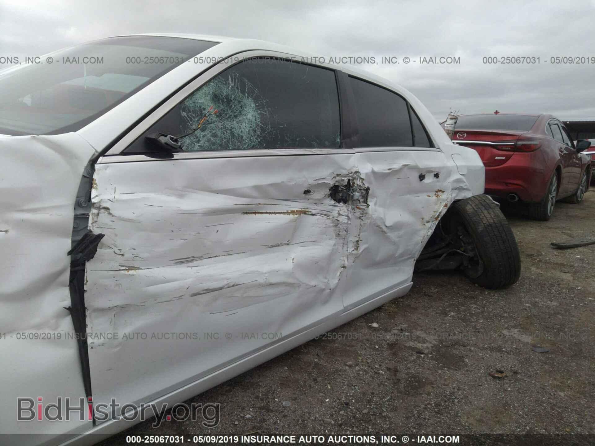 2013 CHRYSLER 300 - VIN: 2C3CCAAG4DH661929 - Фото 6