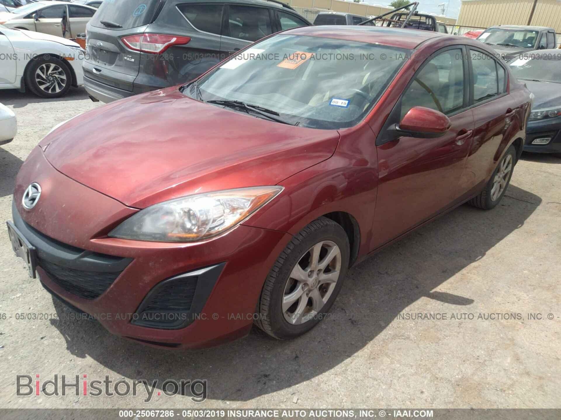 2011 MAZDA 3 - VIN: JM1BL1VF4B1474677 - Фото 2