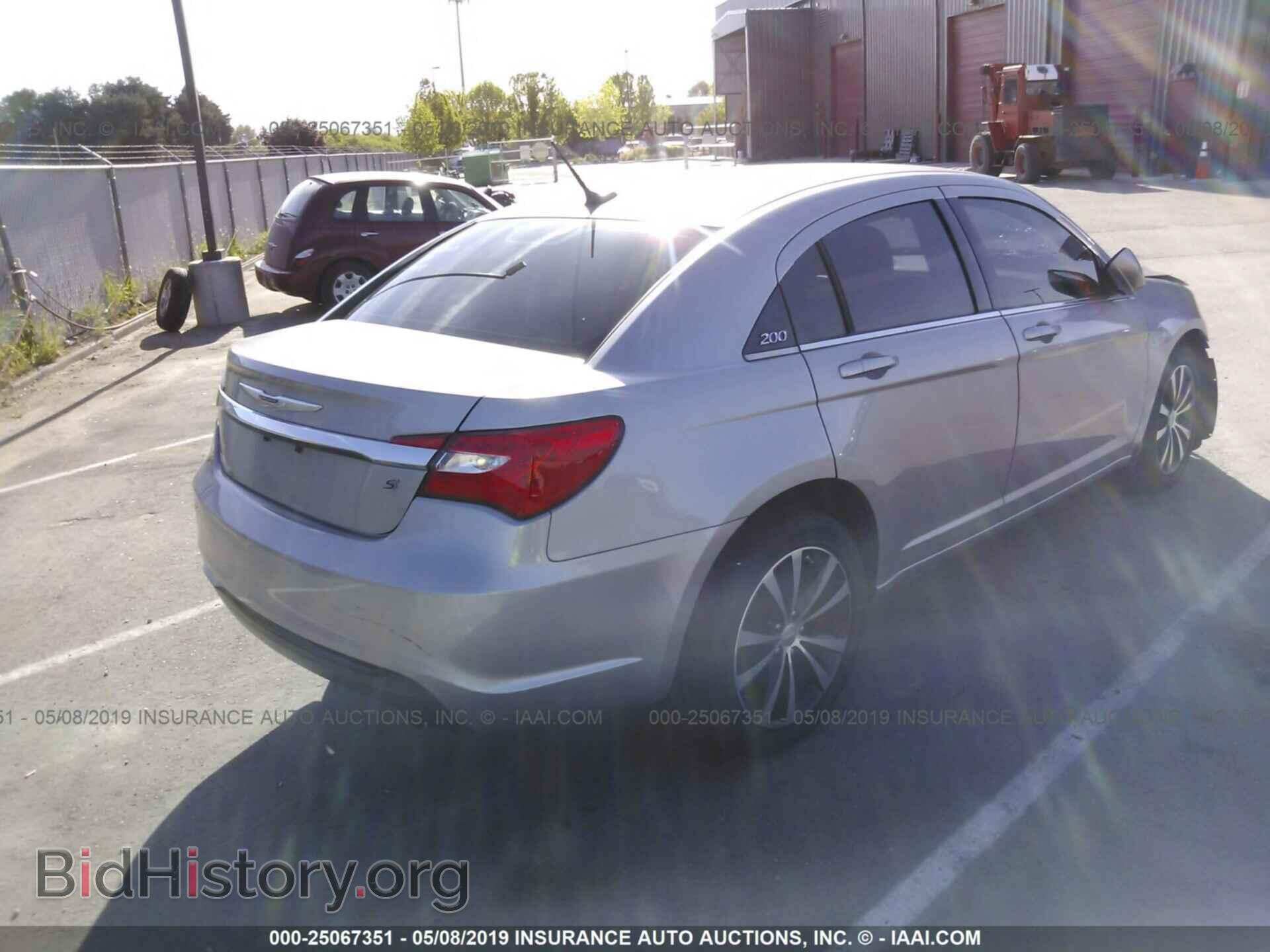 2013 CHRYSLER 200 - VIN: 1C3CCBBB6DN600999 - Photo 4