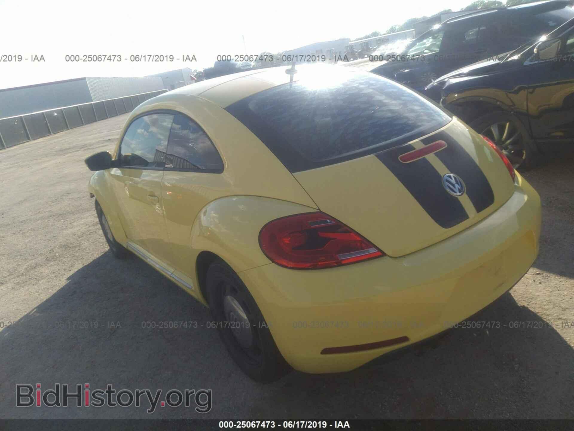 2012 VOLKSWAGEN BEETLE - VIN: 3VWJP7AT9CM602671 - Фото 3
