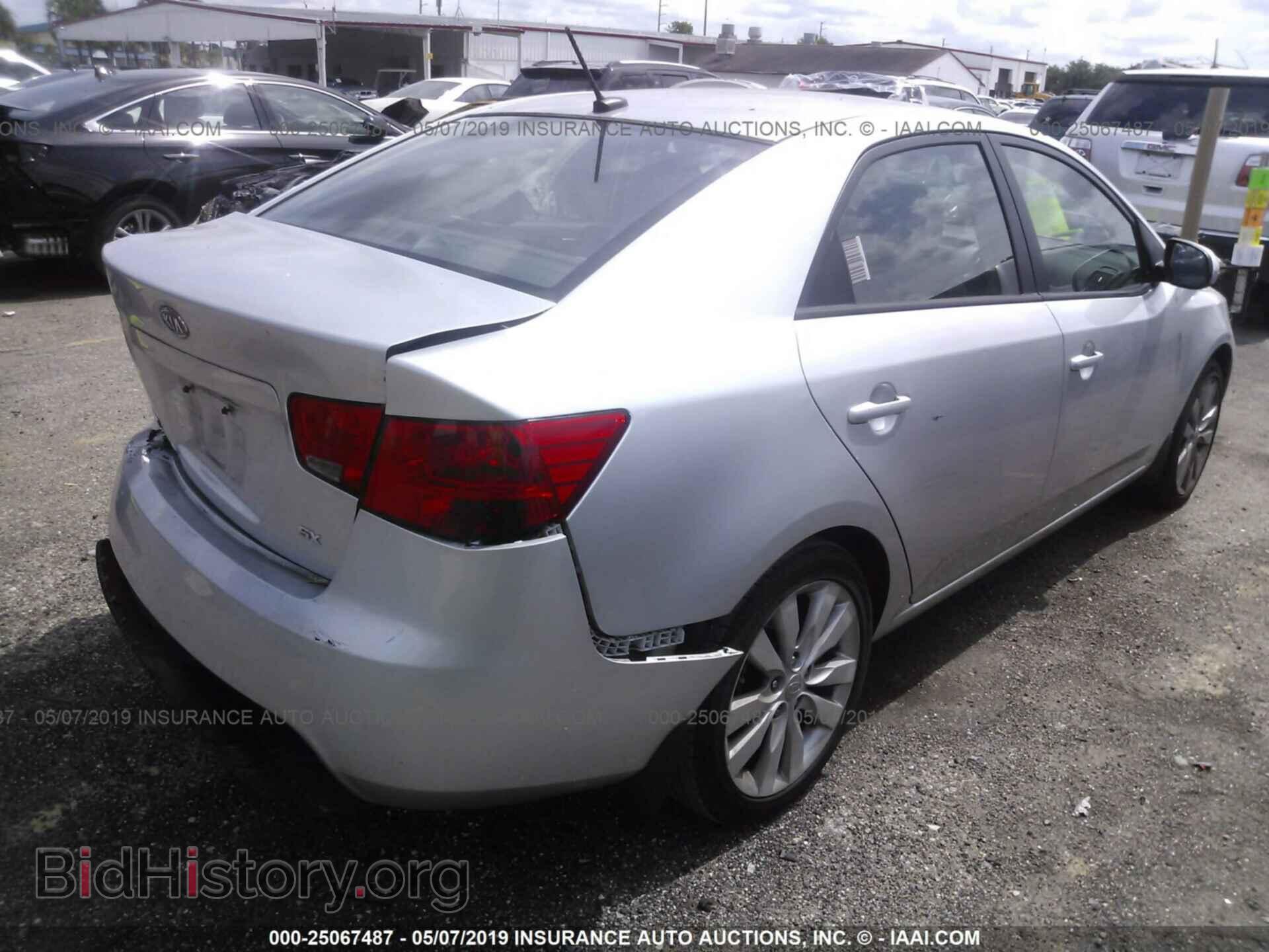 2011 KIA FORTE - VIN: KNAFW4A37B5390025 - Фото 4