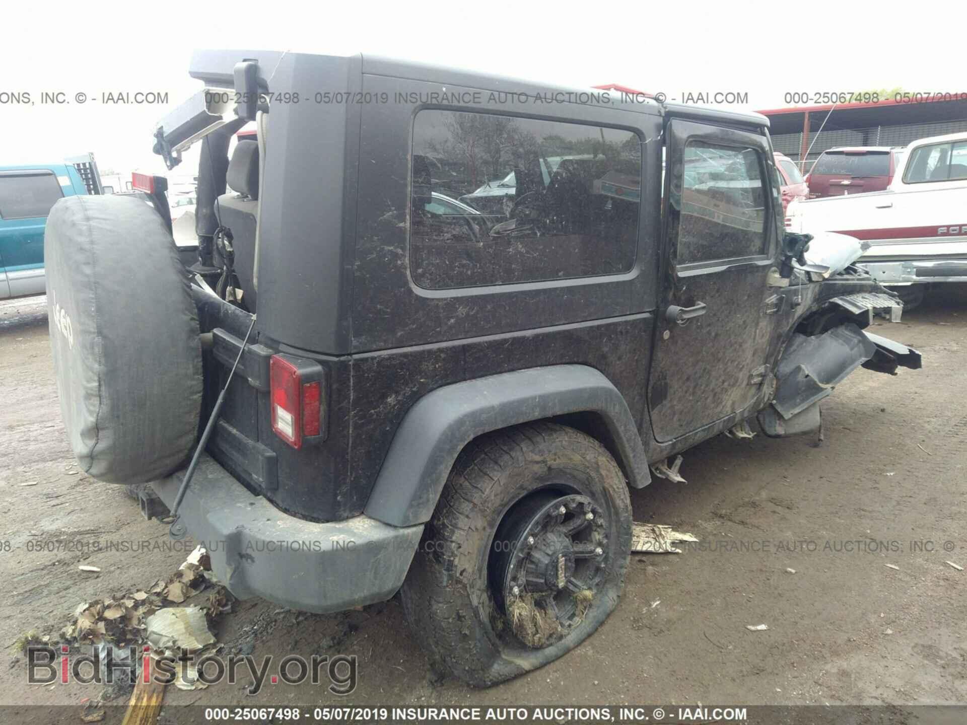 2009 JEEP WRANGLER - VIN: 1J4FA24119L730401 - Фото 4