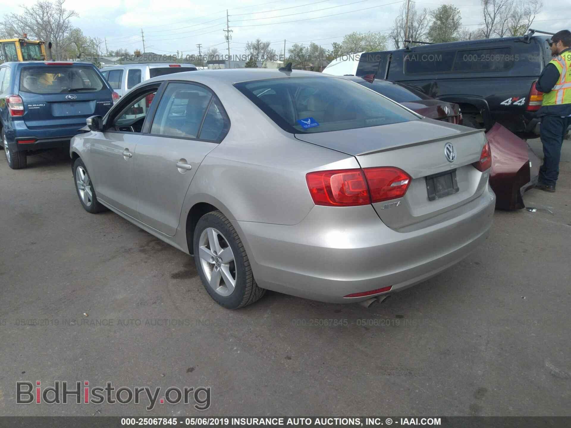 2012 VOLKSWAGEN JETTA - VIN: 3VW3L7AJ3CM468565 - Фото 3