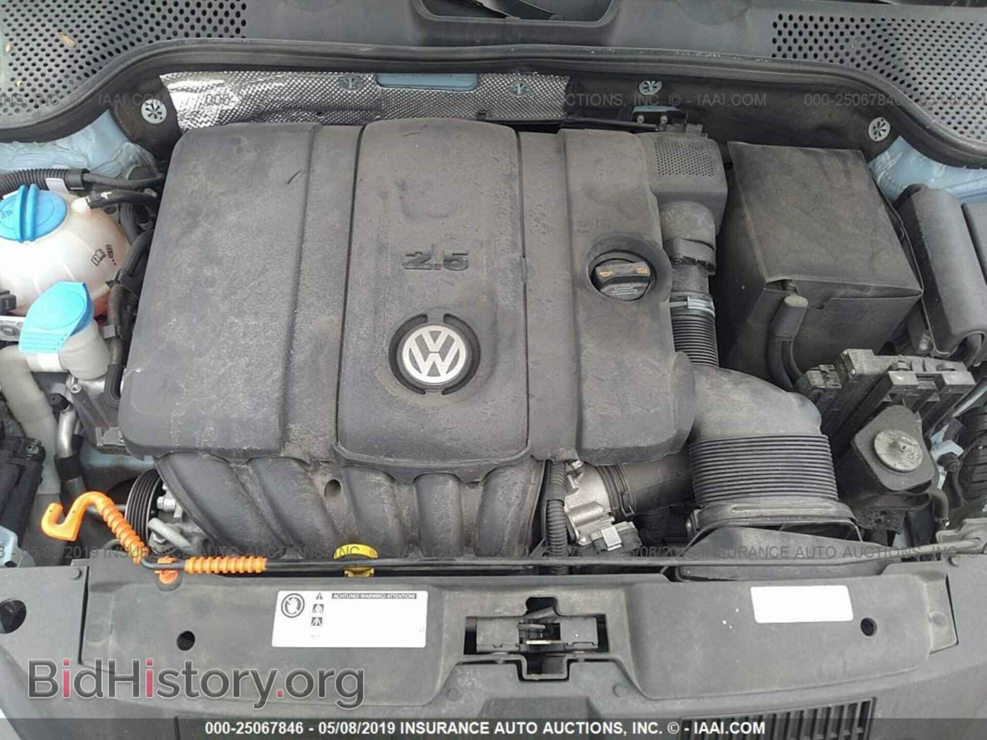 2013 VOLKSWAGEN BEETLE - VIN: 3VWJX7AT3DM680073 - Фото 10