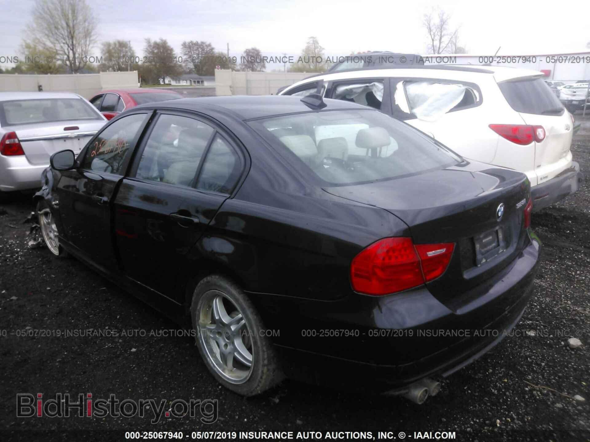 2011 BMW 328 - VIN: WBAPK7C56BA971961 - Фото 3