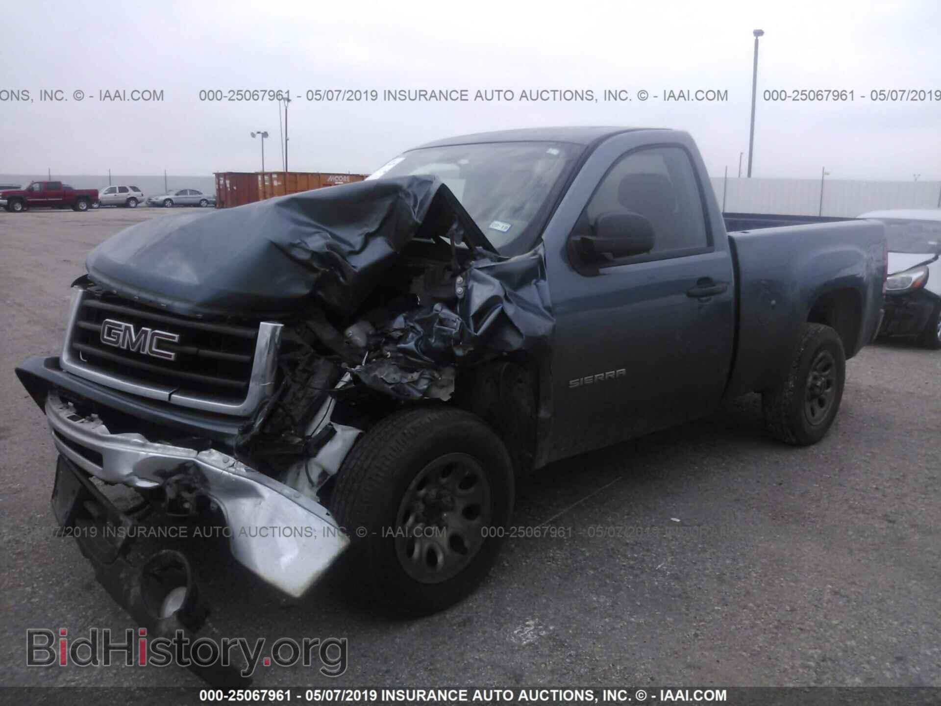 2011 GMC SIERRA - VIN: 1GTN1TEX8BZ439942 - Фото 2
