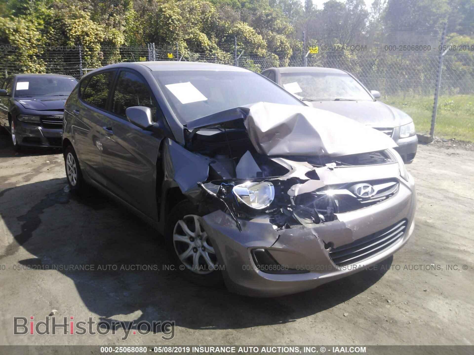 Фотография KMHCT5AE8DU060985 - HYUNDAI ACCENT 2013