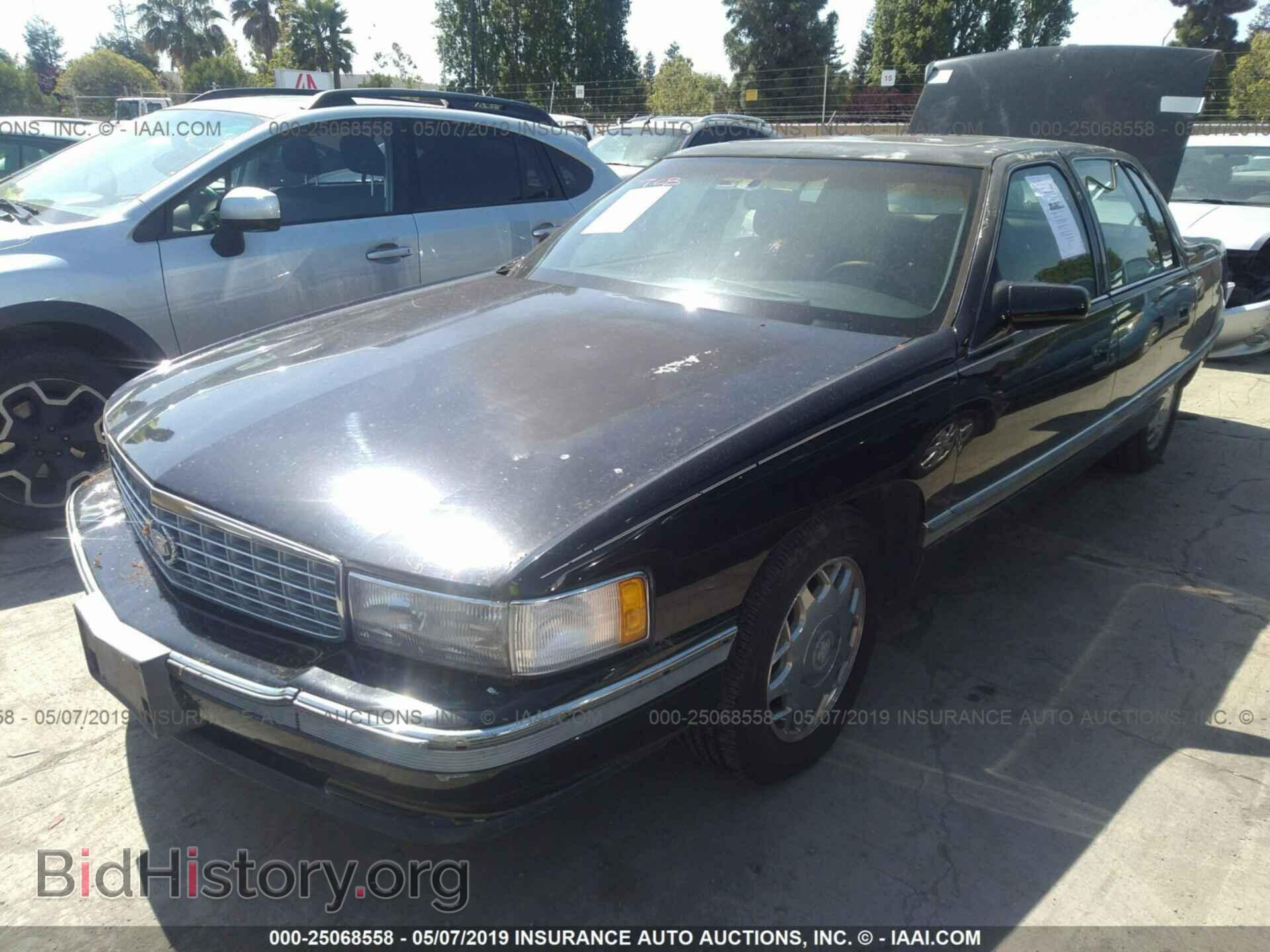1996 CADILLAC DEVILLE - VIN: 1G6KF529XTU267291 - Фото 2