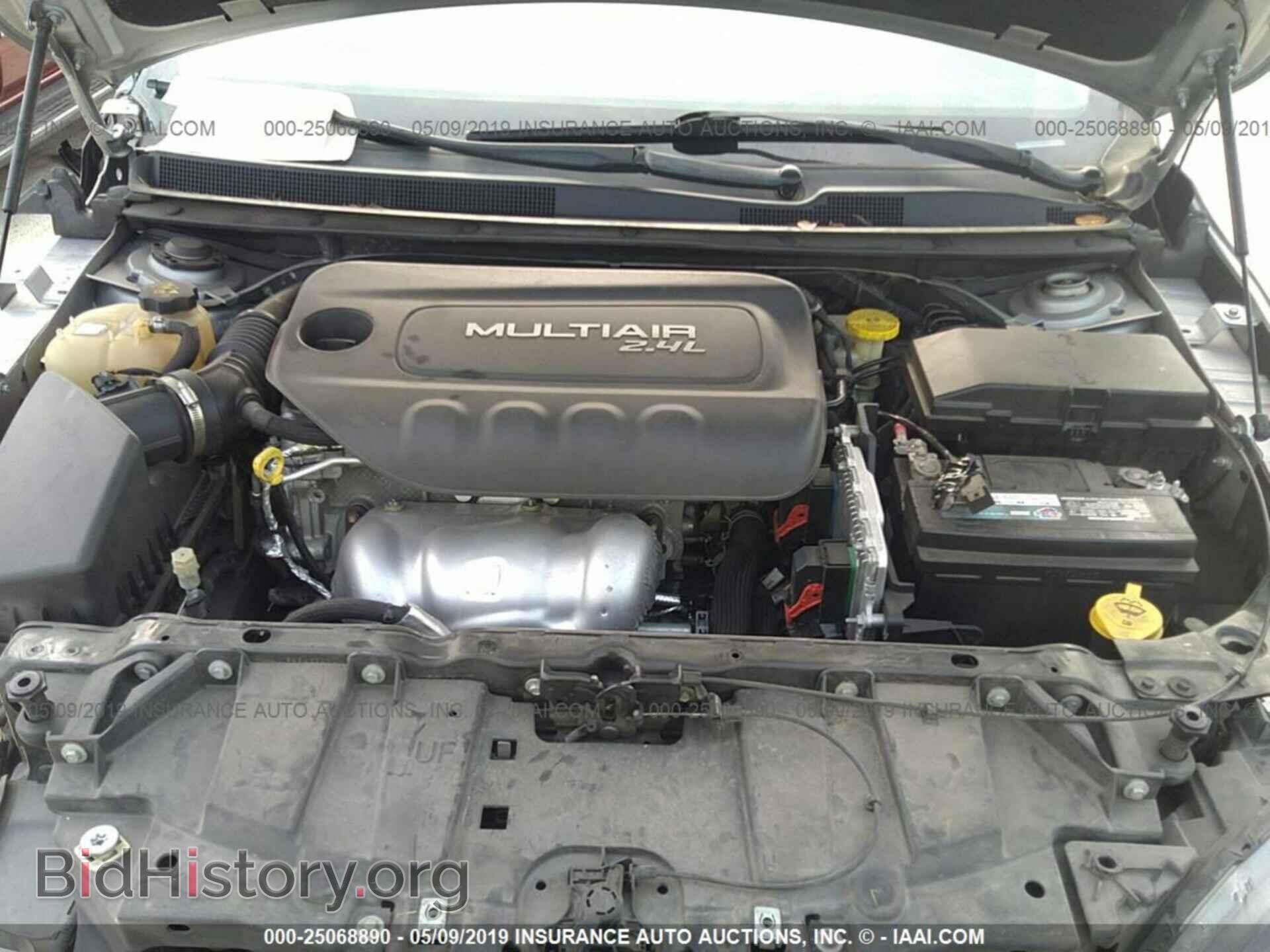 2015 CHRYSLER 200 - VIN: 1C3CCCAB7FN622164 - Photo 10