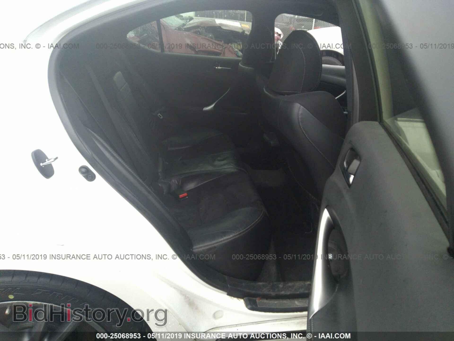 2011 LEXUS IS - VIN: JTHBF5C26B5137174 - Фото 8