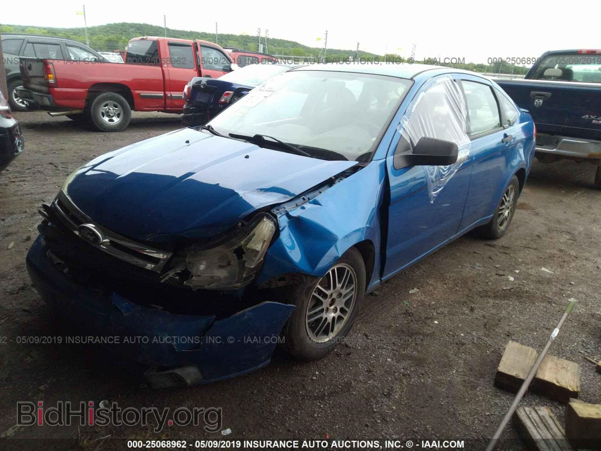 2011 FORD FOCUS - VIN: 1FAHP3FN8BW202433 - Фото 2
