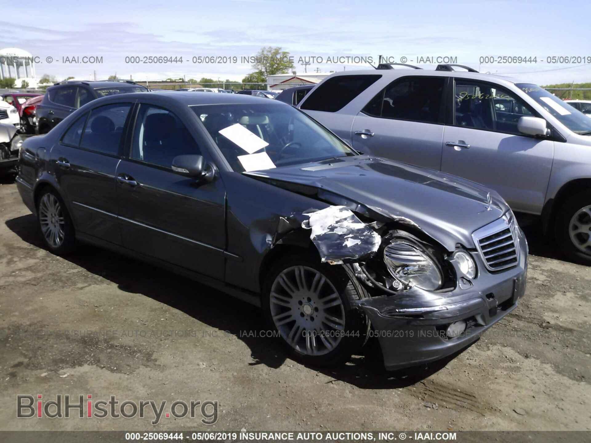 Photo WDBUF87XX8B244111 - MERCEDES-BENZ E 2008