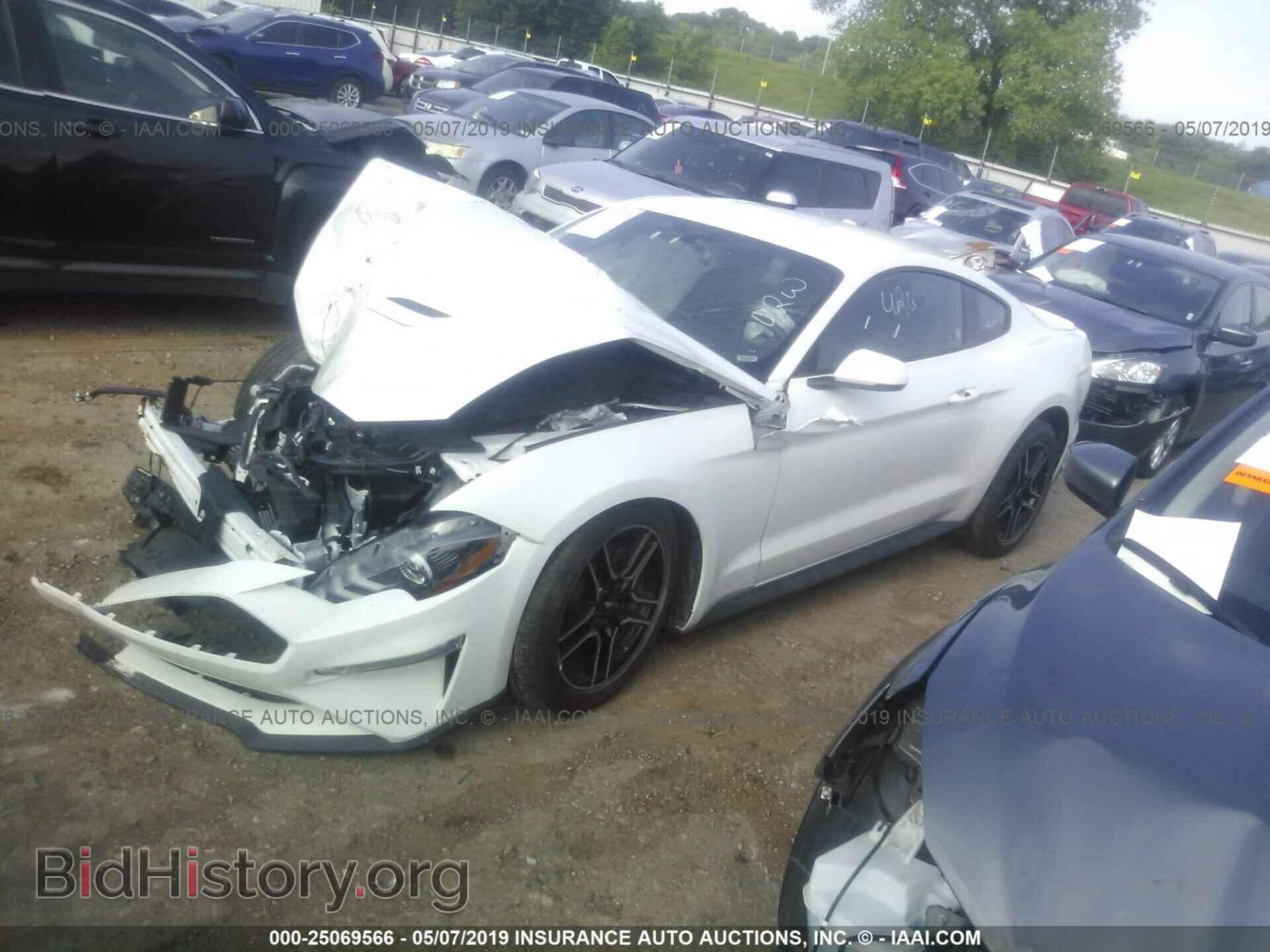 2018 FORD MUSTANG - VIN: 1FA6P8TH8J5156092 - Фото 2
