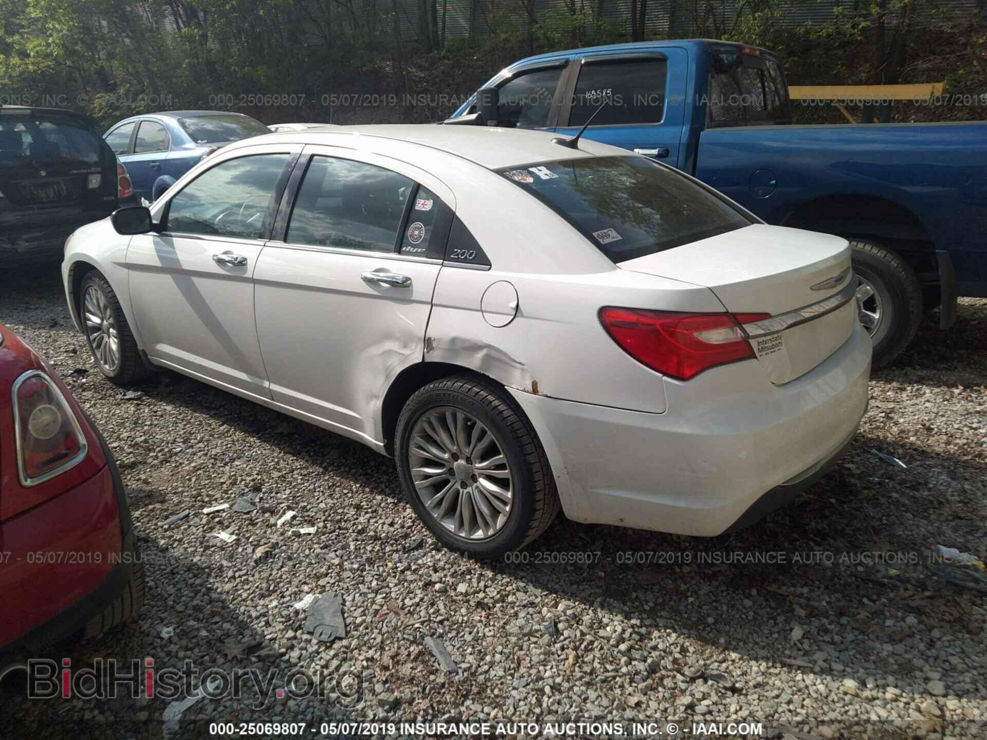 2012 CHRYSLER 200 - VIN: 1C3CCBCGXCN270874 - Фото 3