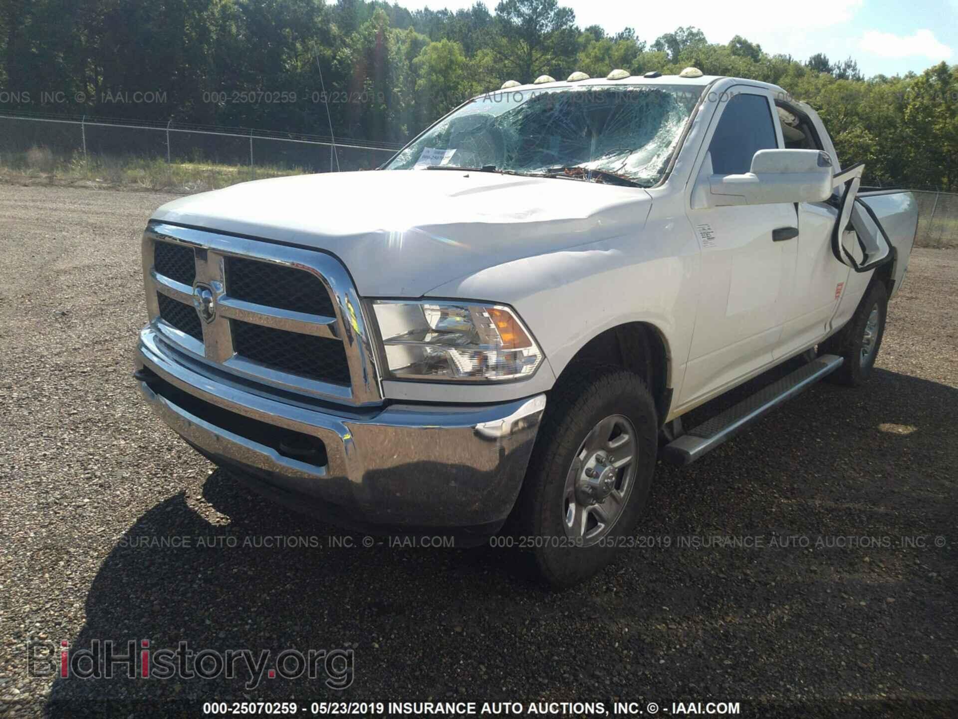 2014 RAM 3500 - VIN: 3C63R2CL7EG149052 - Фото 2