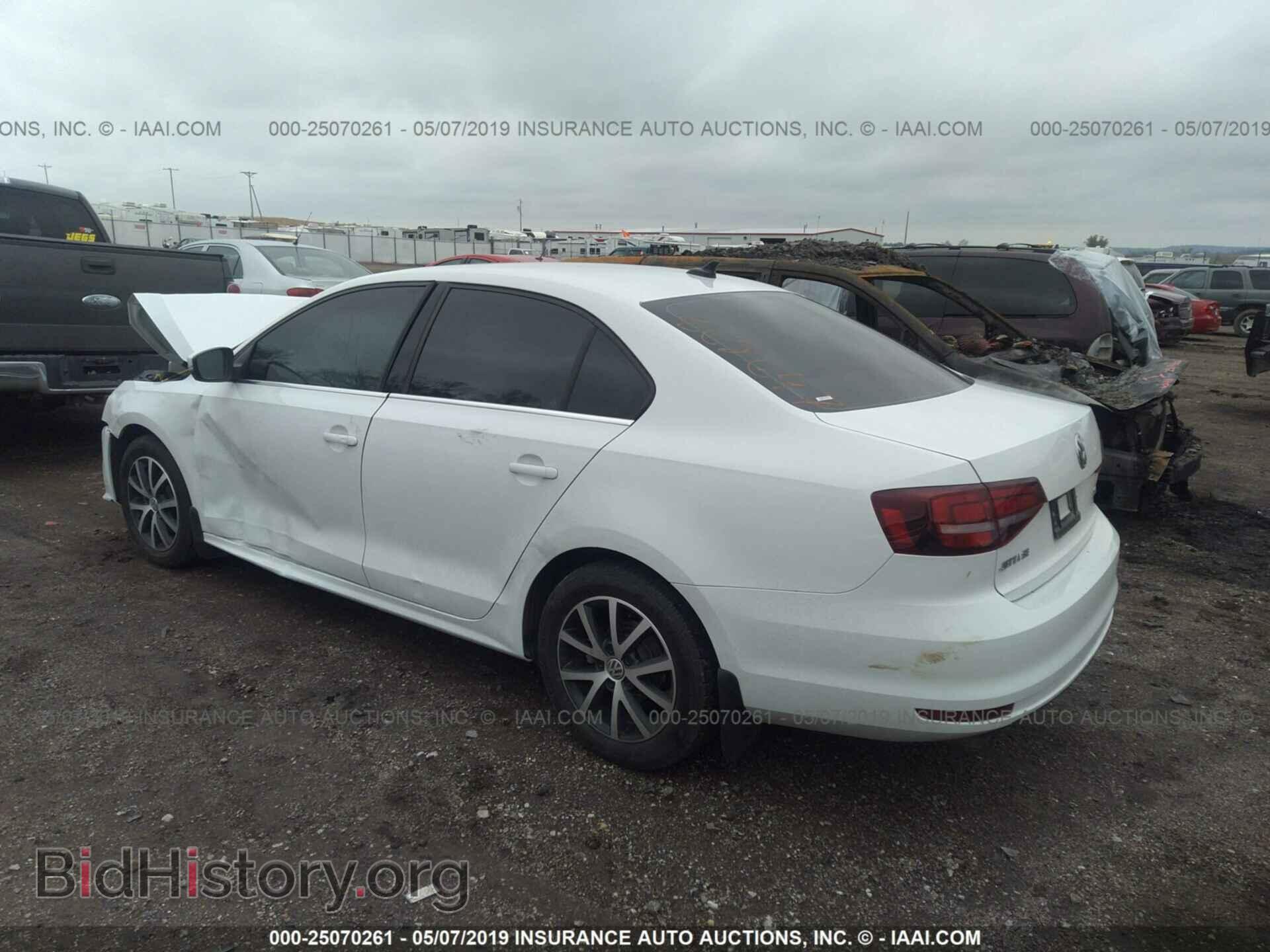 2017 VOLKSWAGEN JETTA - VIN: 3VWB67AJ2HM314634 - Photo 3