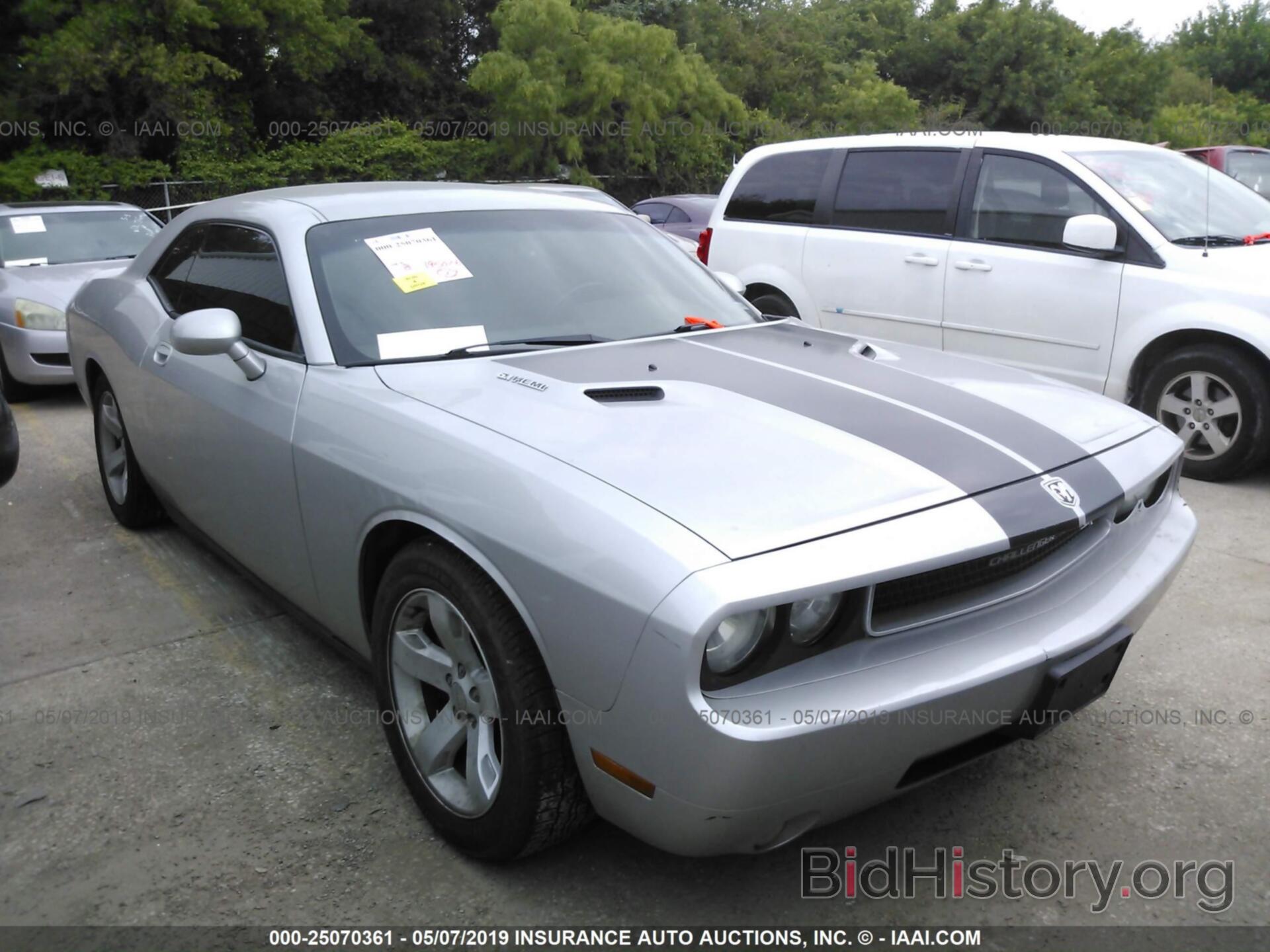 Photo 2B3LJ74W88H182895 - DODGE CHALLENGER 2008